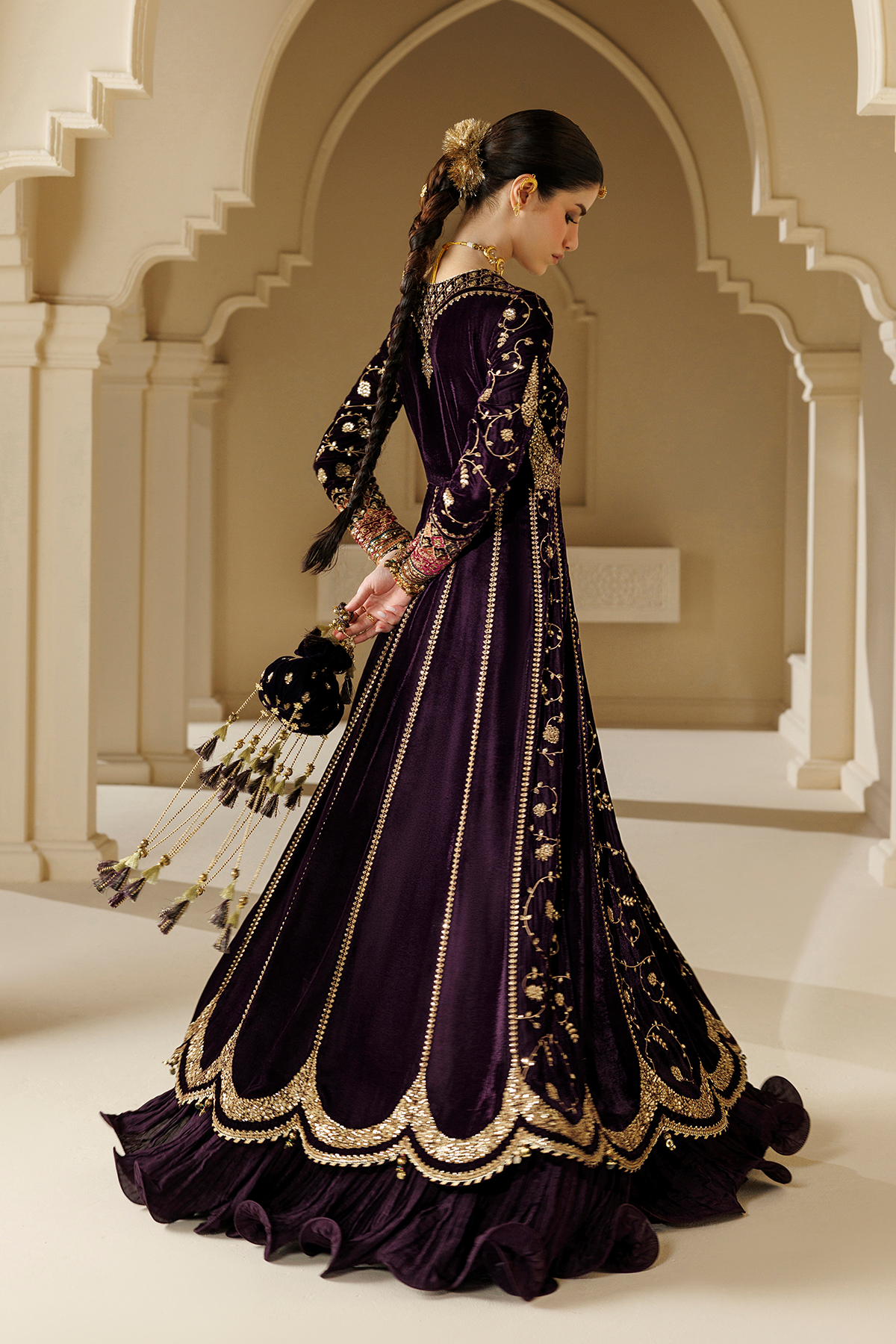 D03 | Jazmin | Chandni Velvet Formals 2026