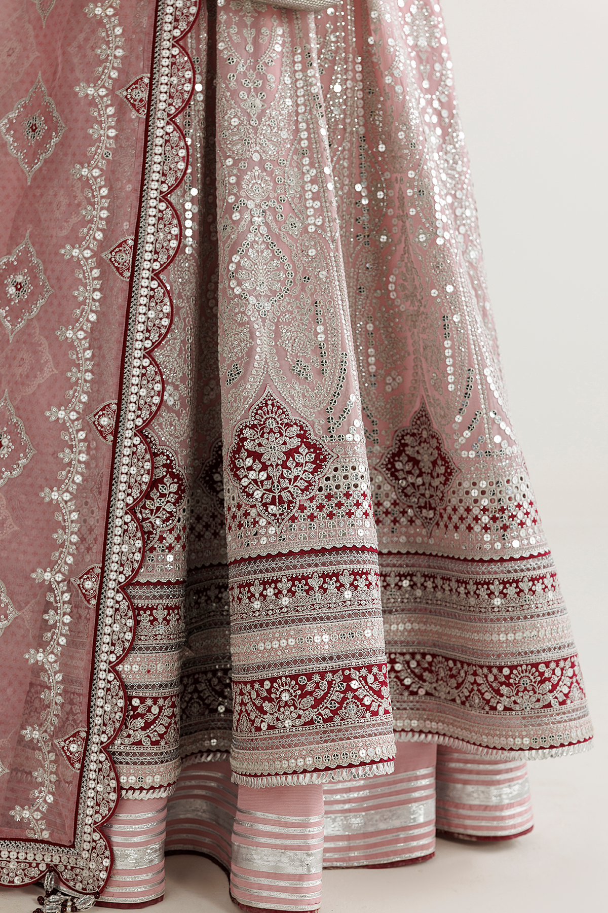 UC-3142 | Jazmin | Mirelle Luxury Formals Collection 2026