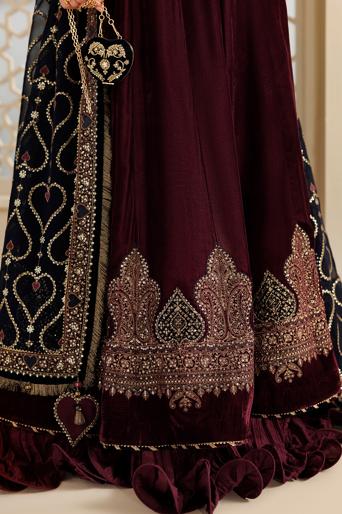 D04 | Jazmin | Chandni Velvet Formals 2026