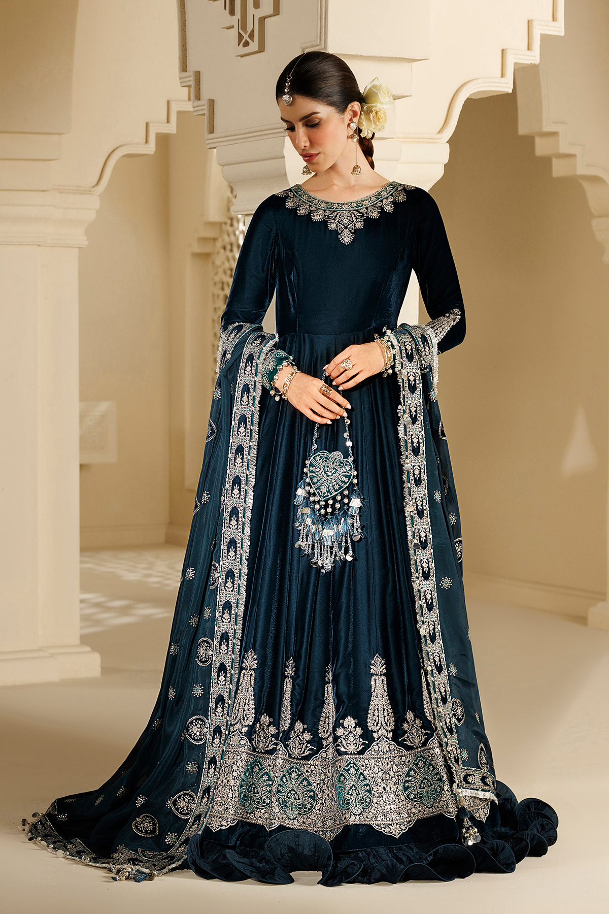 D09 | Jazmin | Chandni Velvet Formals 2026