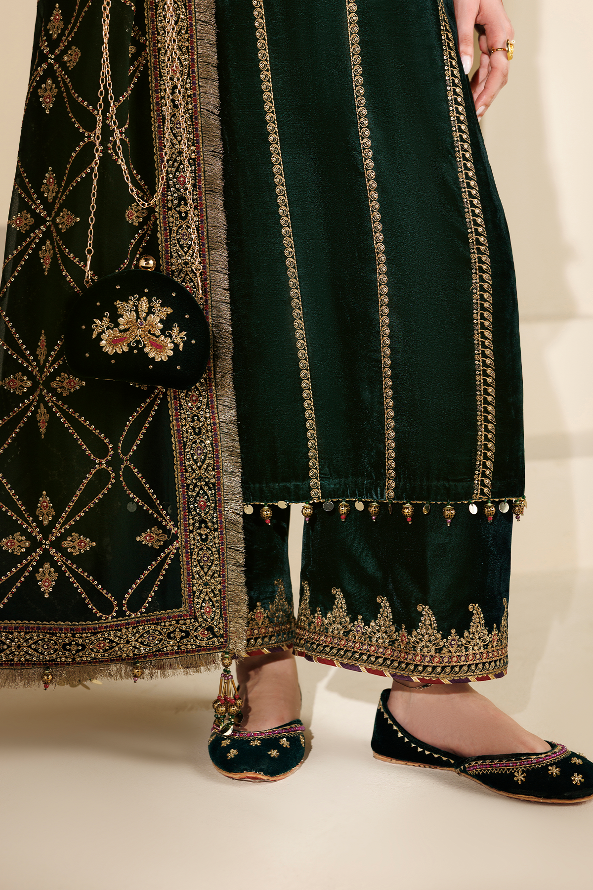 D07 | Jazmin | Chandni Velvet Formals 2026