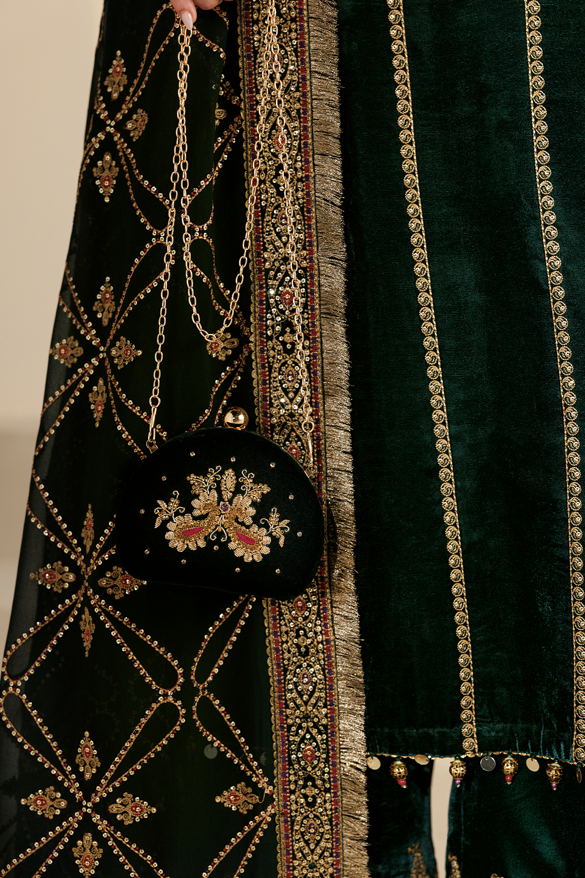 D07 | Jazmin | Chandni Velvet Formals 2026