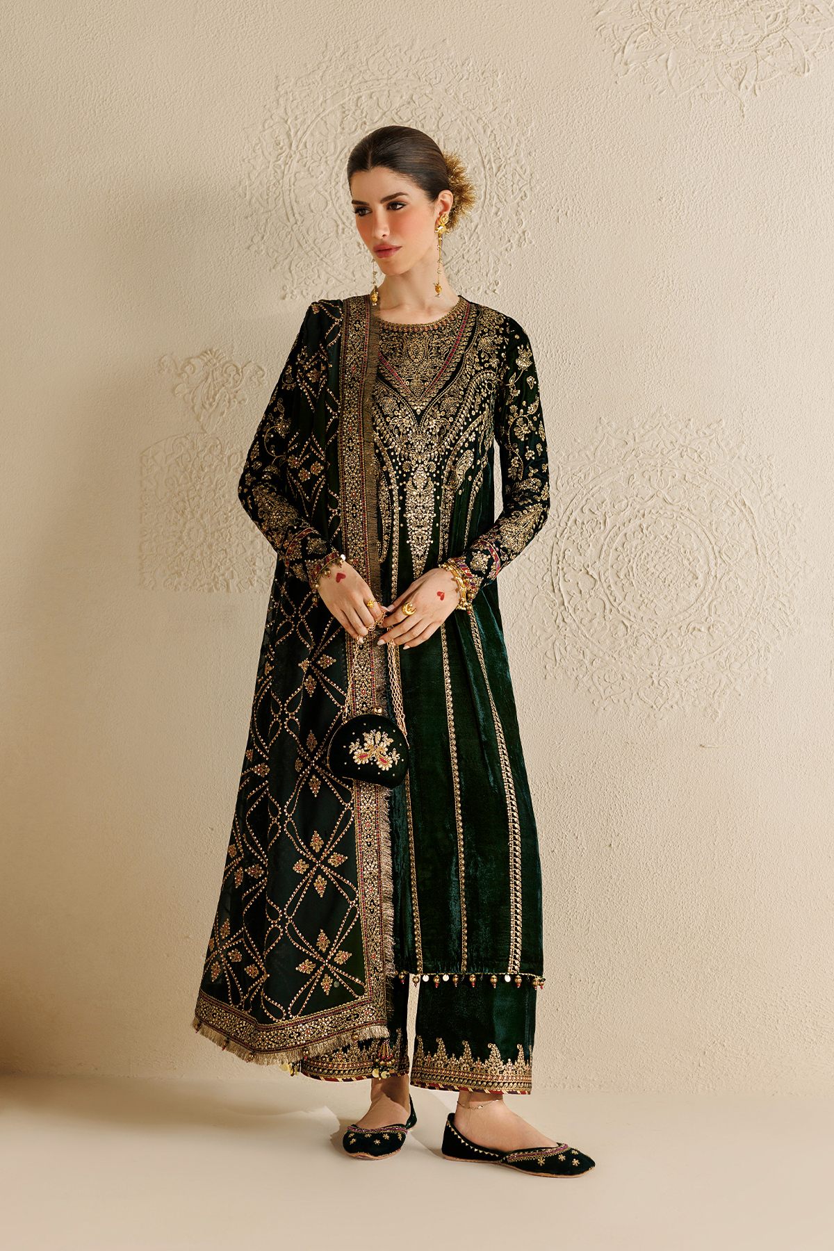 D07 | Jazmin | Chandni Velvet Formals 2026