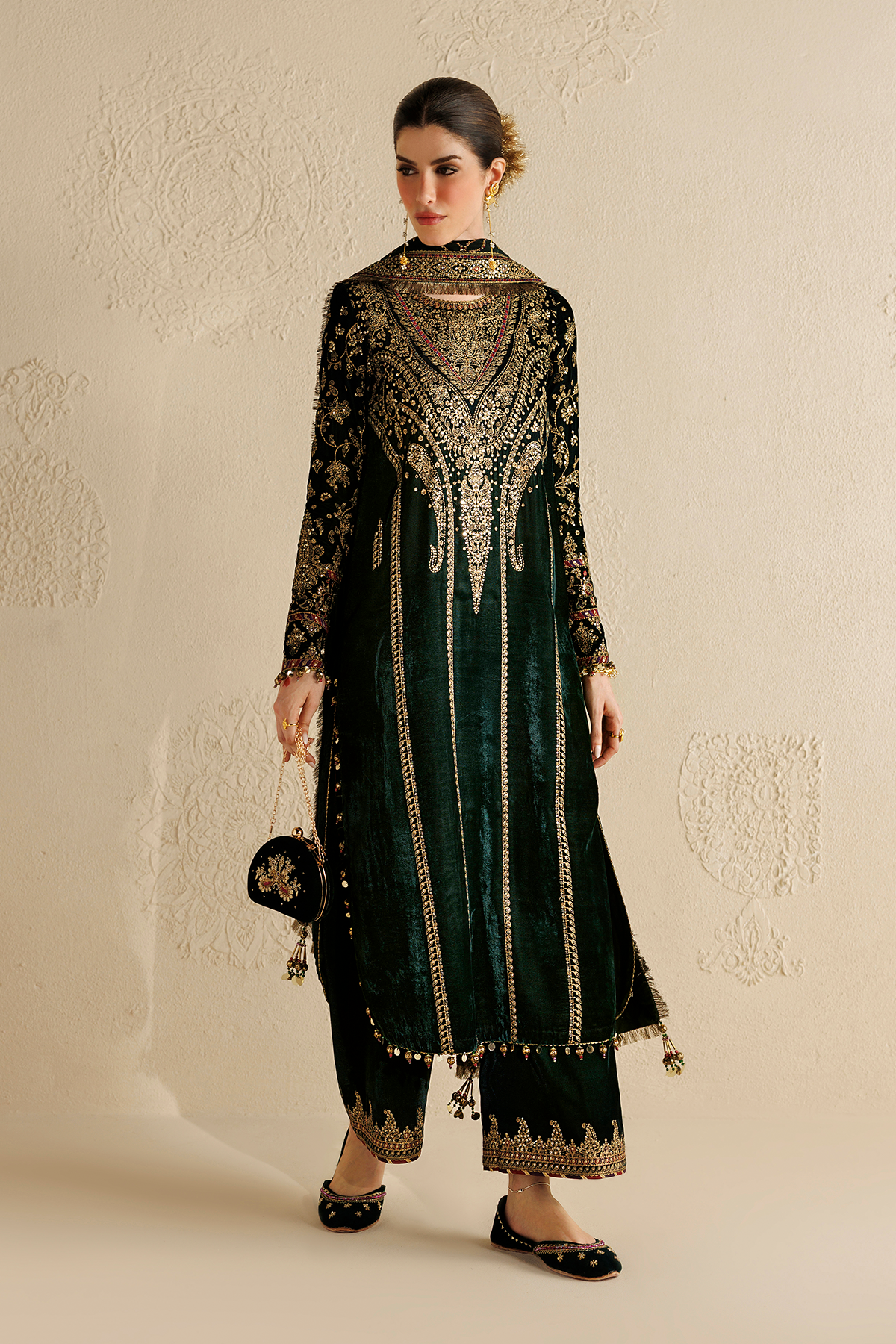 D07 | Jazmin | Chandni Velvet Formals 2026