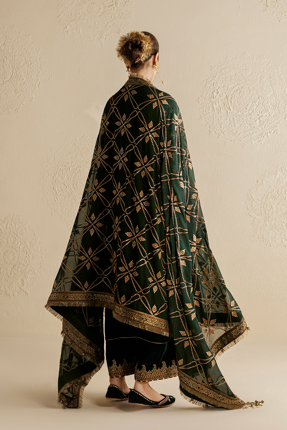 D07 | Jazmin | Chandni Velvet Formals 2026