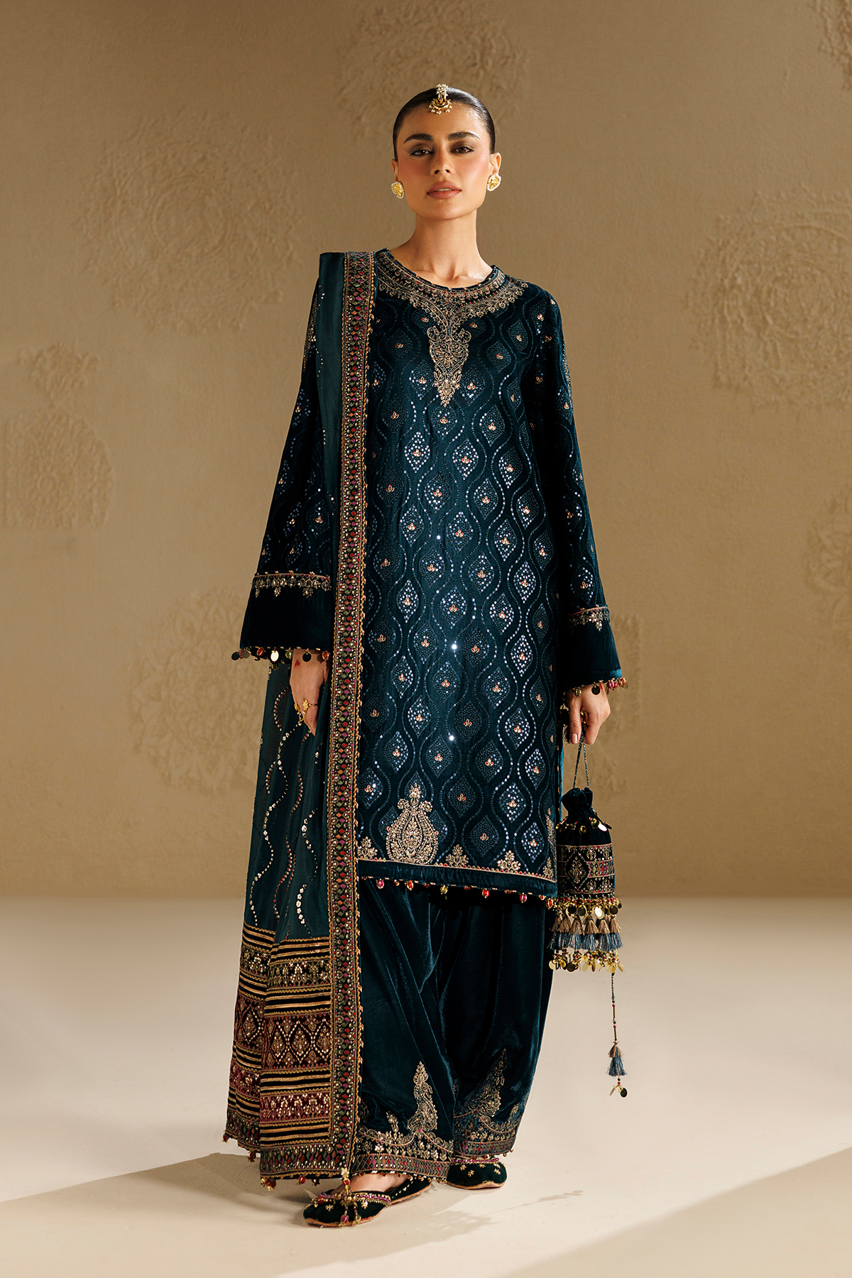 D02 | Jazmin | Chandni Velvet Formals 2026