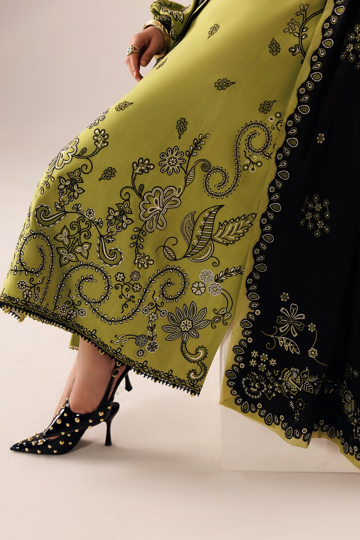 QLW-01 AMARAH | Qalamkar | Qline Linen Collection 2026