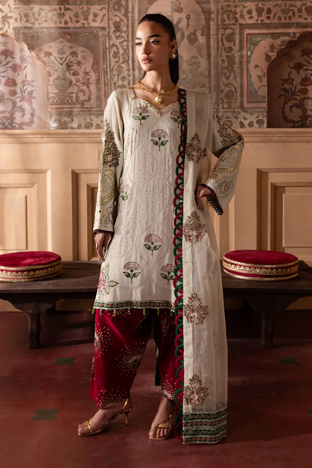 NE-139 | Nureh | Nur Mahal Collection 2025