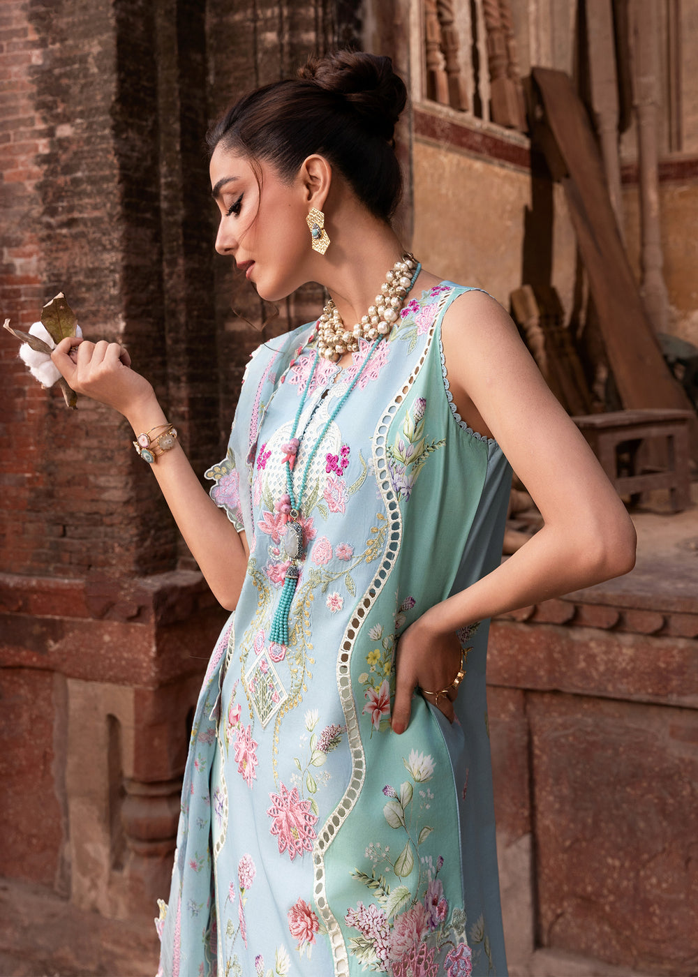 FAYE-7-B | Saira Shakira | Breeze Luxury Lawn Collection 2026
