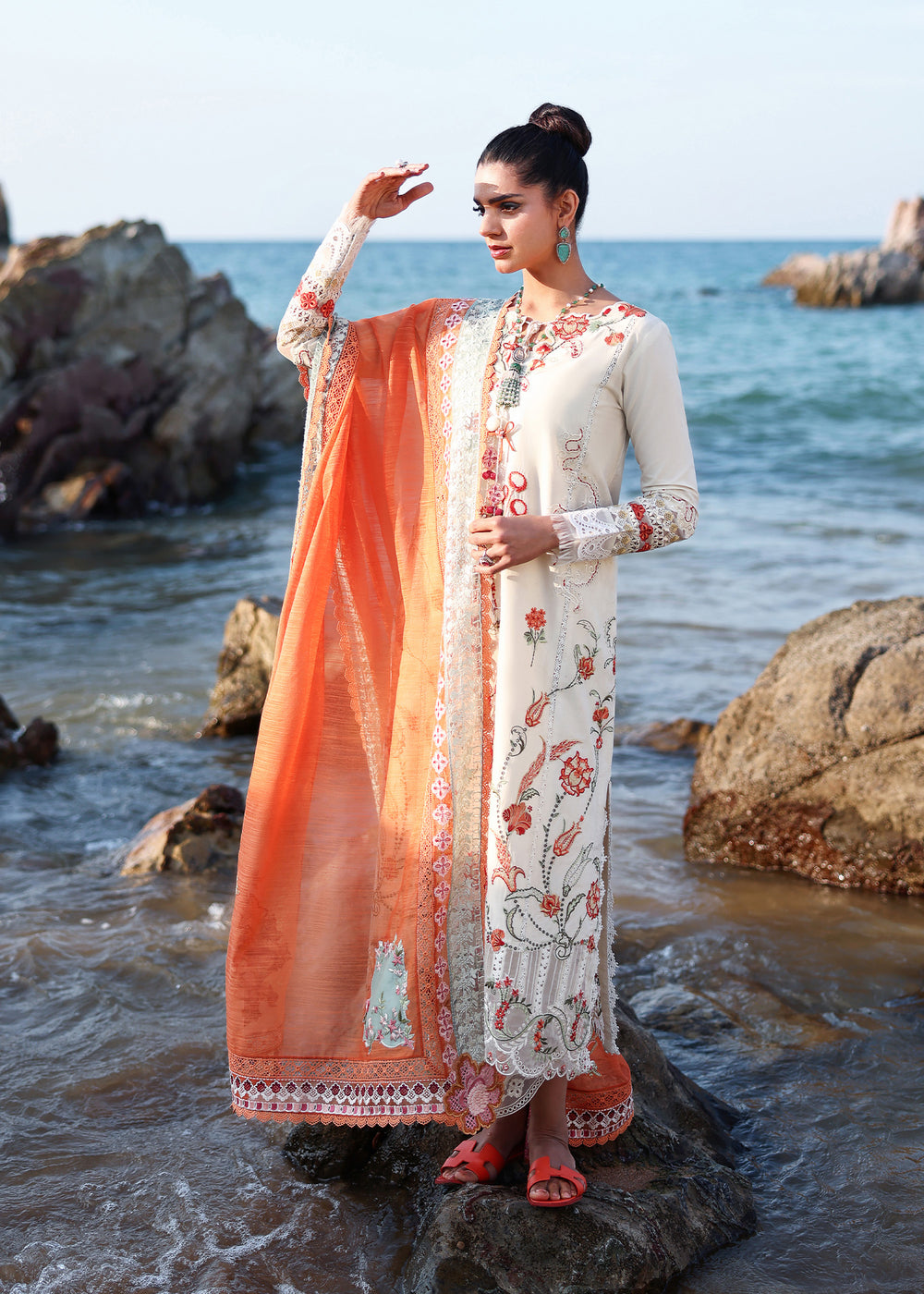 GIA-5-A | Saira Shakira | Breeze Luxury Lawn Collection 2026