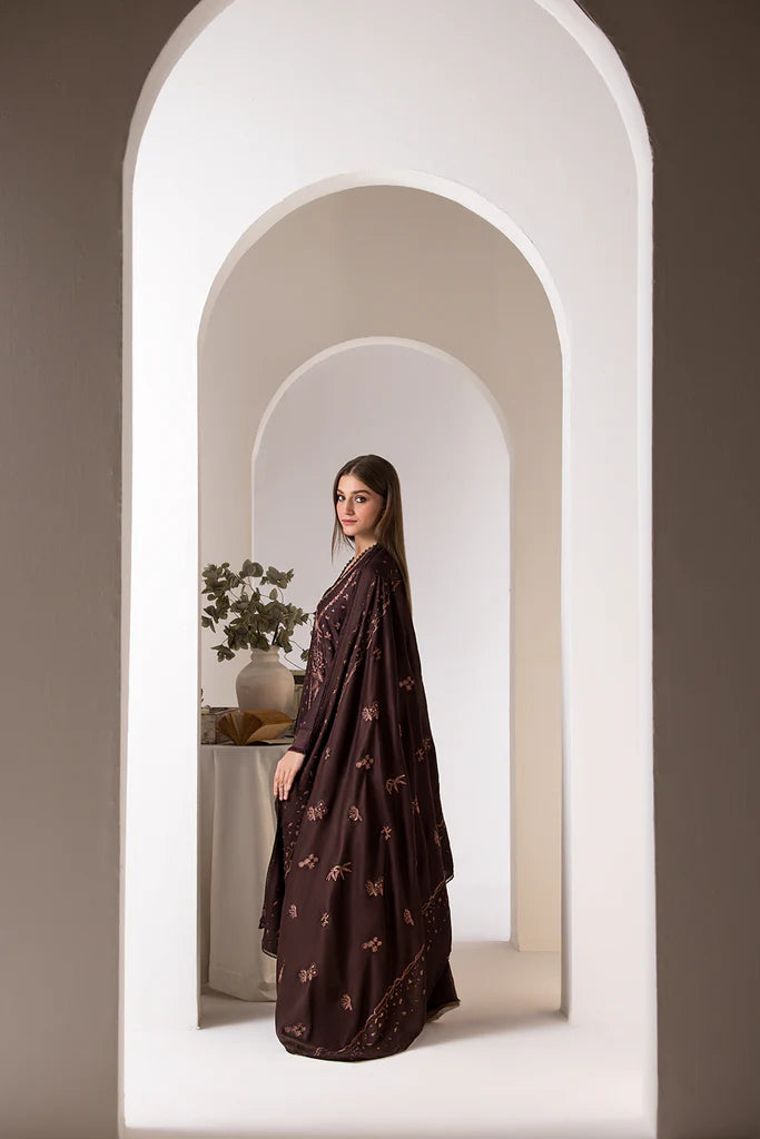 Design 2B | Sobia Nazir | Winter Shawl Collection 2024