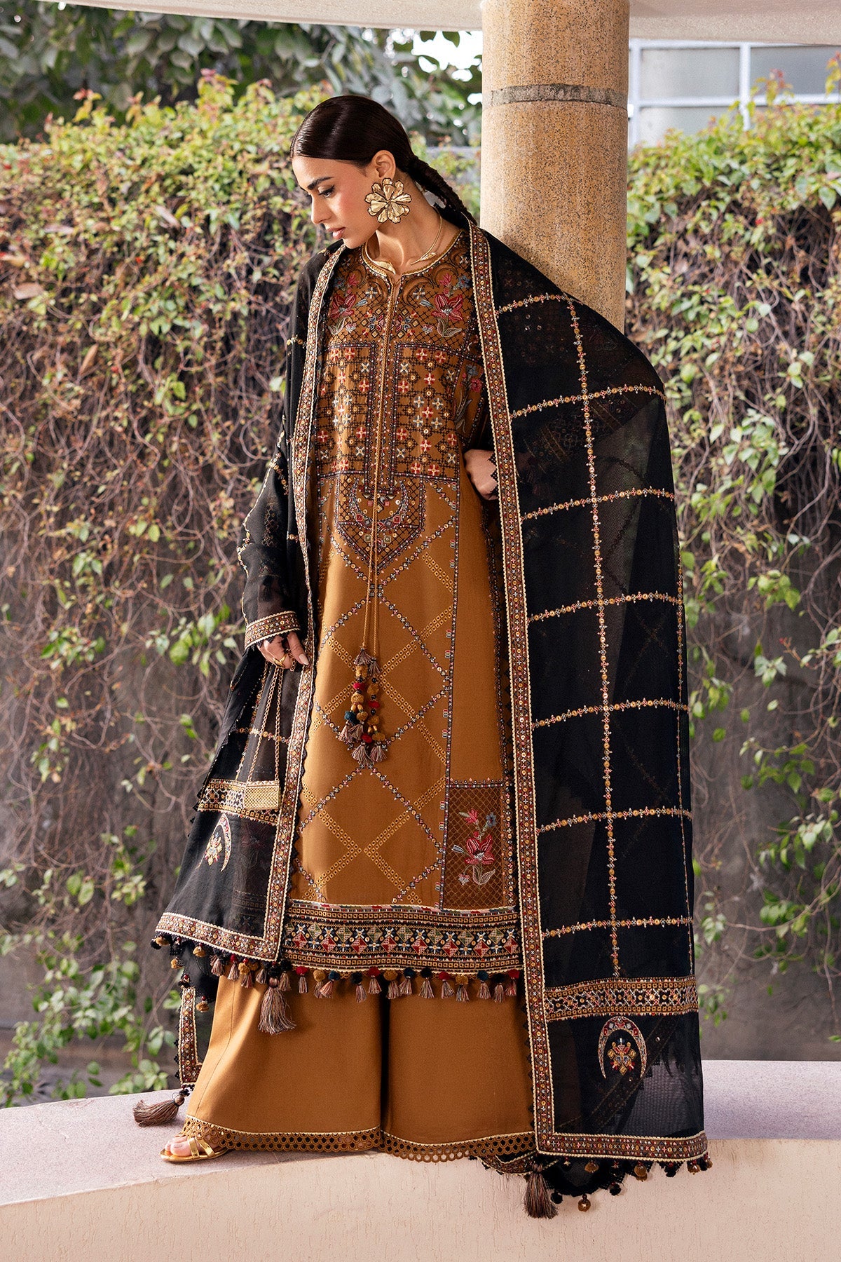 SL26-D05 | Jazmin | Shahkaar Spring Summer Lawn Collection 2026