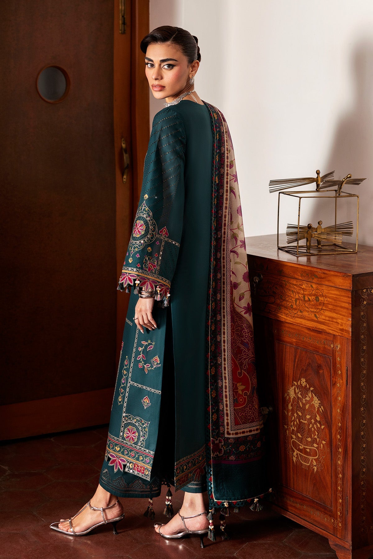 SL26-D10 | Jazmin | Shahkaar Spring Summer Lawn Collection 2026