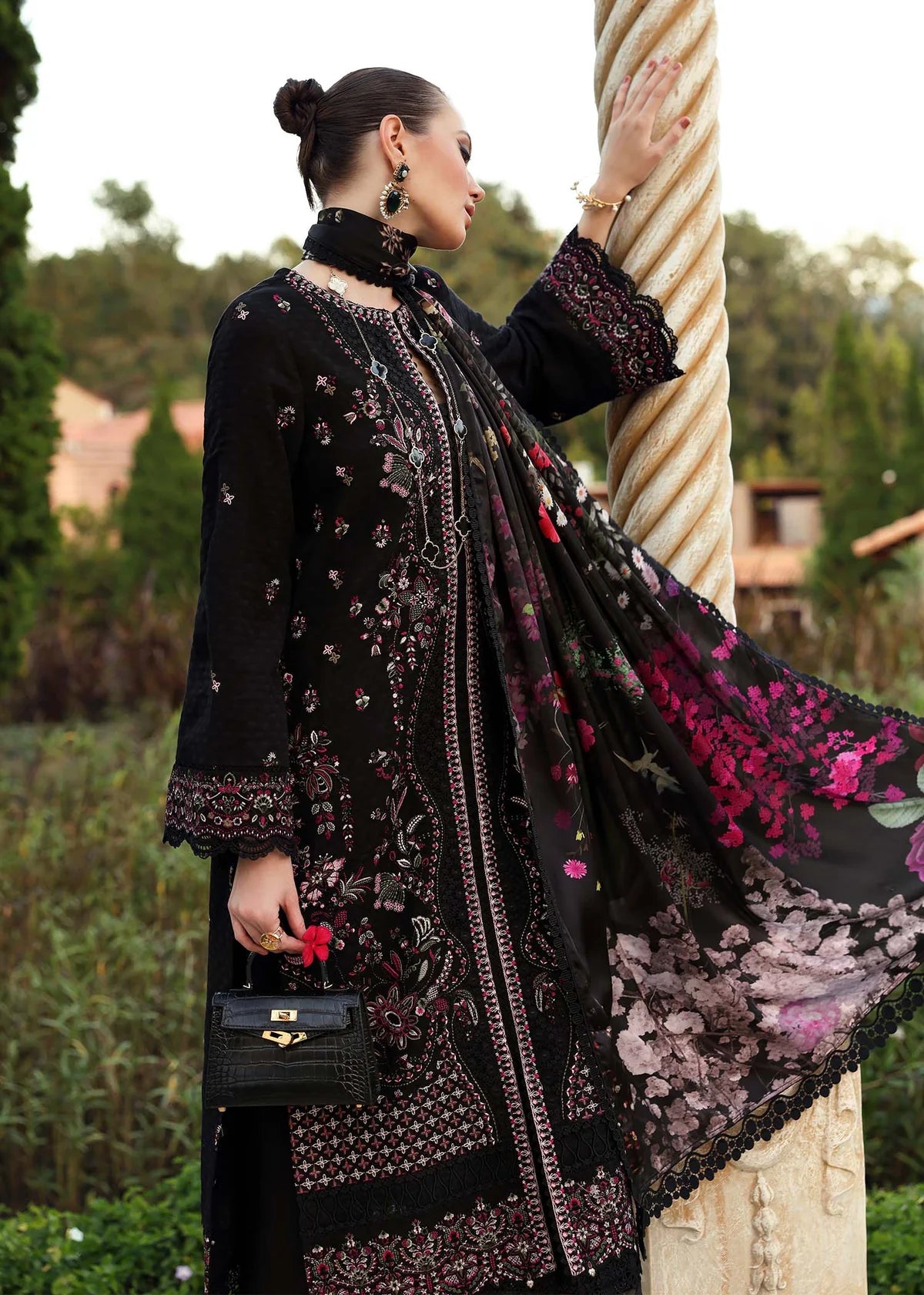 Isha | Kanwal Malik | Zaina Unstitched Lawn 2025