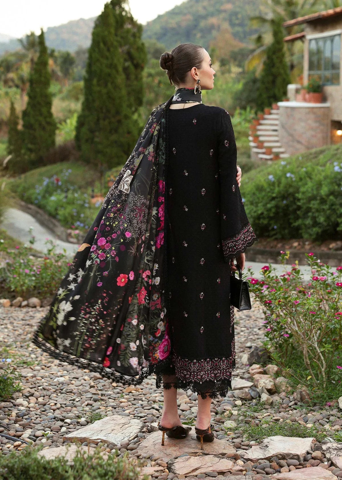 Isha | Kanwal Malik | Zaina Unstitched Lawn 2025