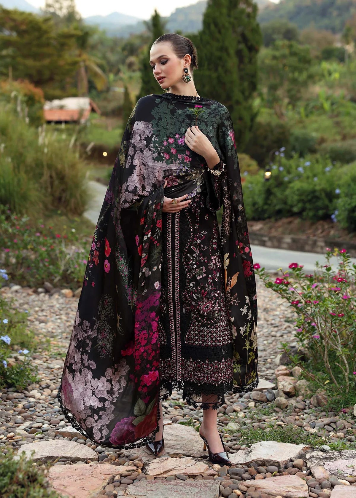 Isha | Kanwal Malik | Zaina Unstitched Lawn 2025
