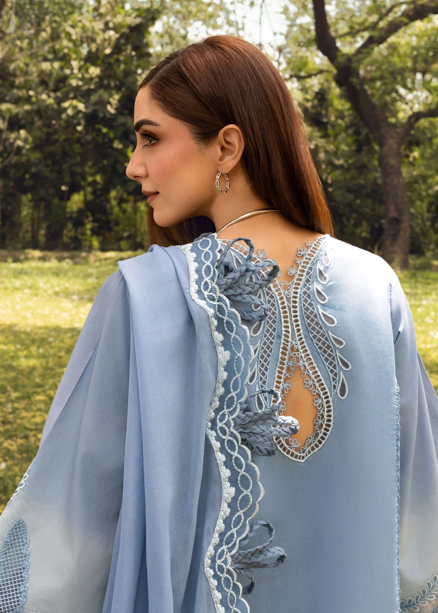ALL THINGS OMBRE - D1 A | Crimson | Tasawar Luxe Lawn 2025