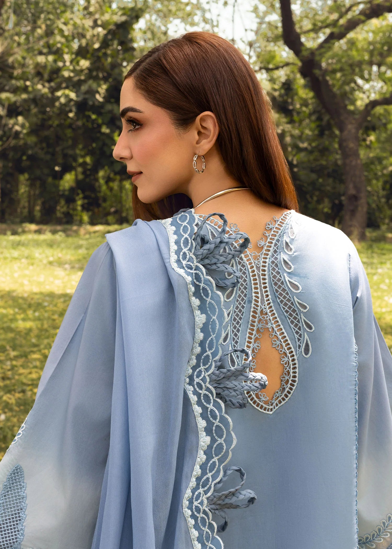 ALL THINGS OMBRE - D1 A | Crimson | Tasawar Luxe Lawn 2025