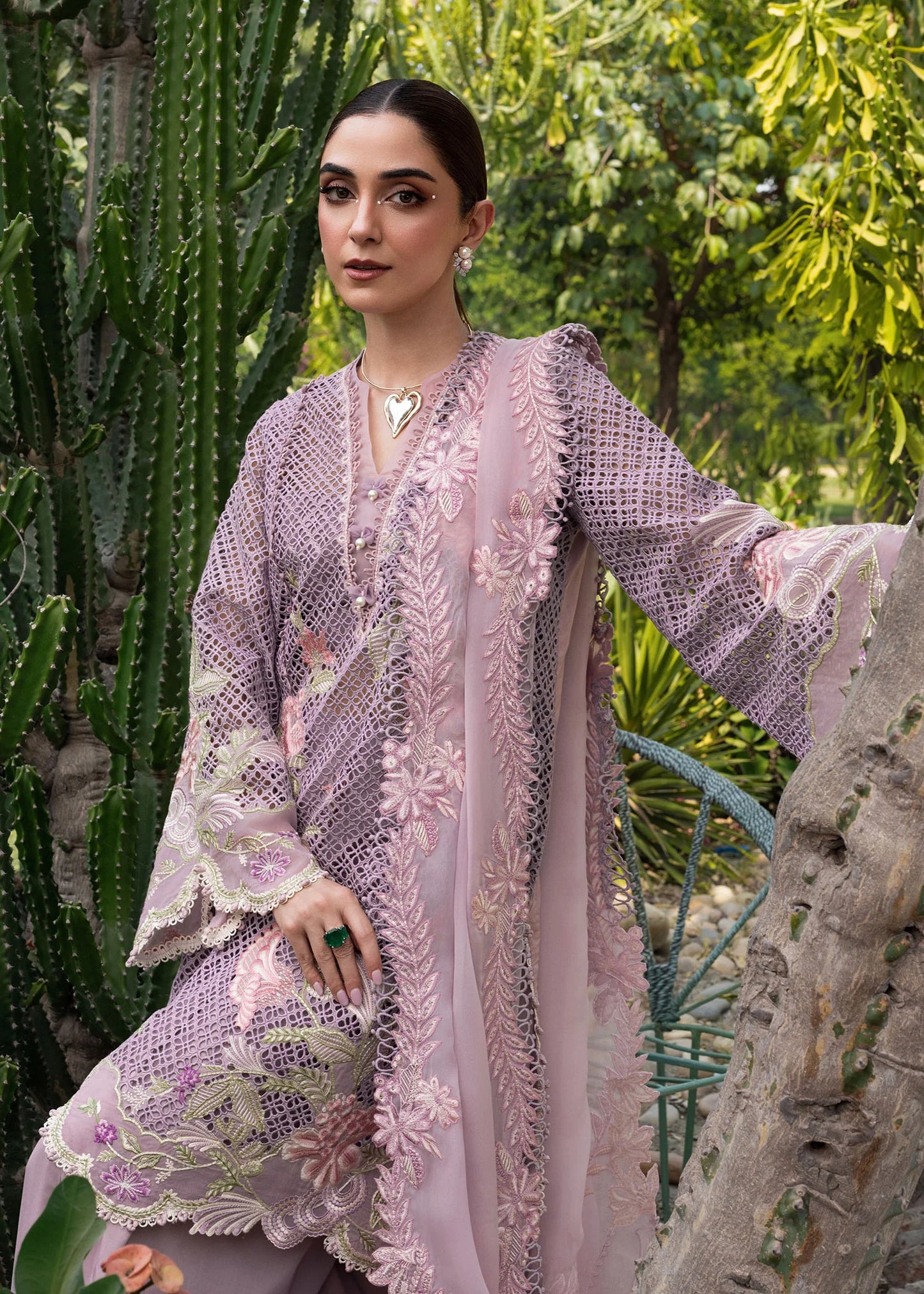 ONE TRUE LOVE - D6B | Crimson | Tasawar Luxe Lawn 2025
