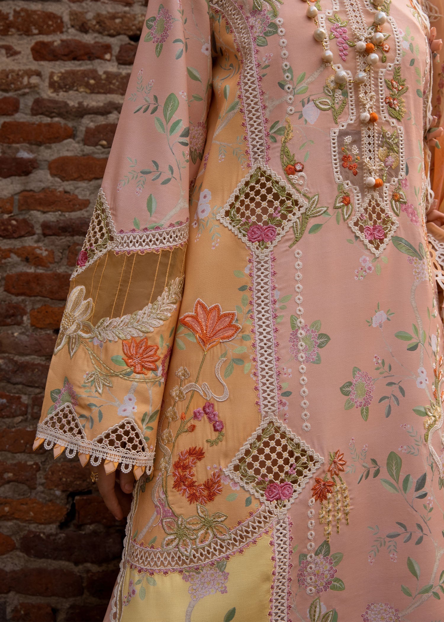 BONJOUR AND BLOOM - D4B | Crimson | Tasawar Luxe Lawn 2025