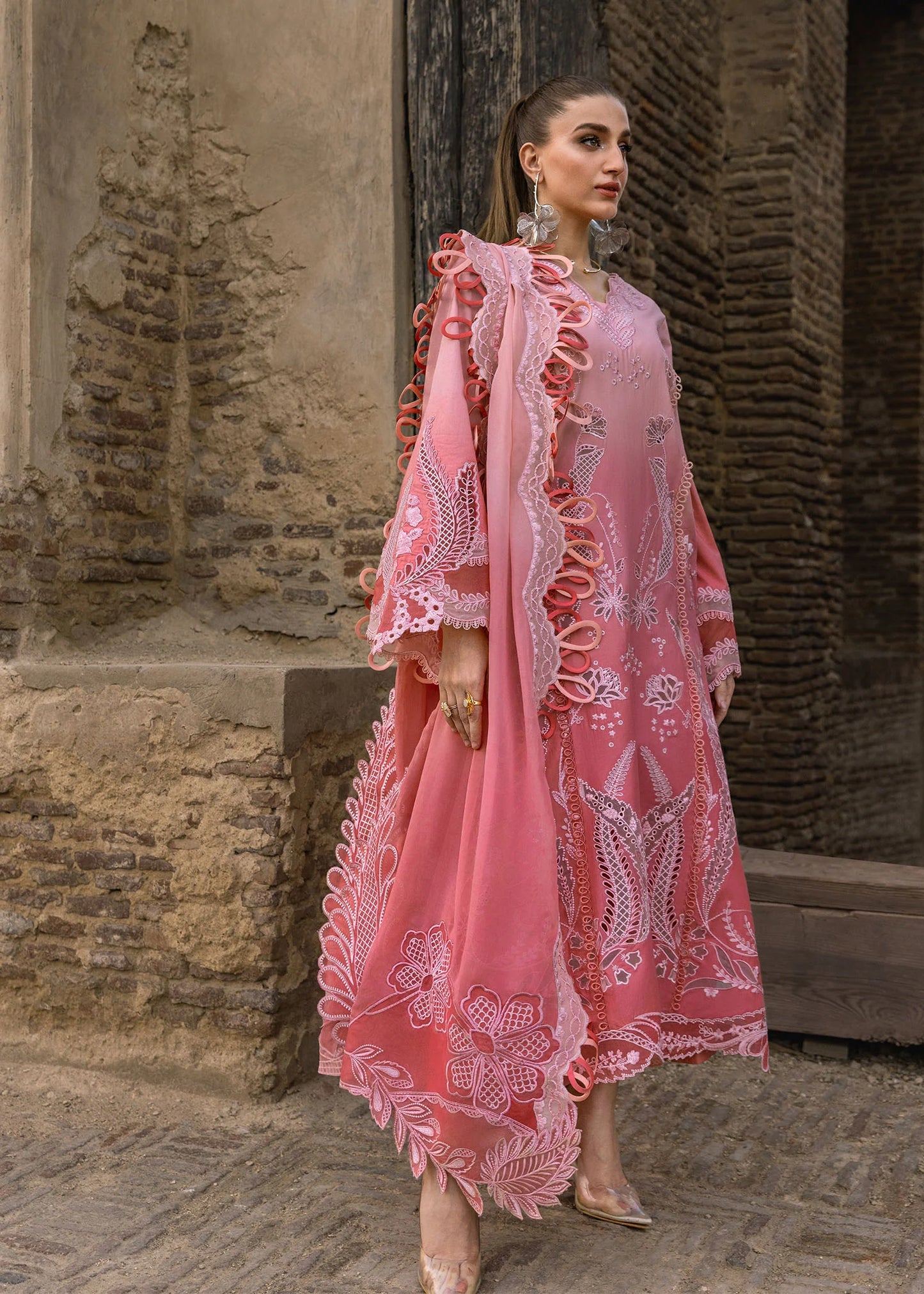 ALL THINGS OMBRE - D1B | Crimson | Tasawar Luxe Lawn 2025