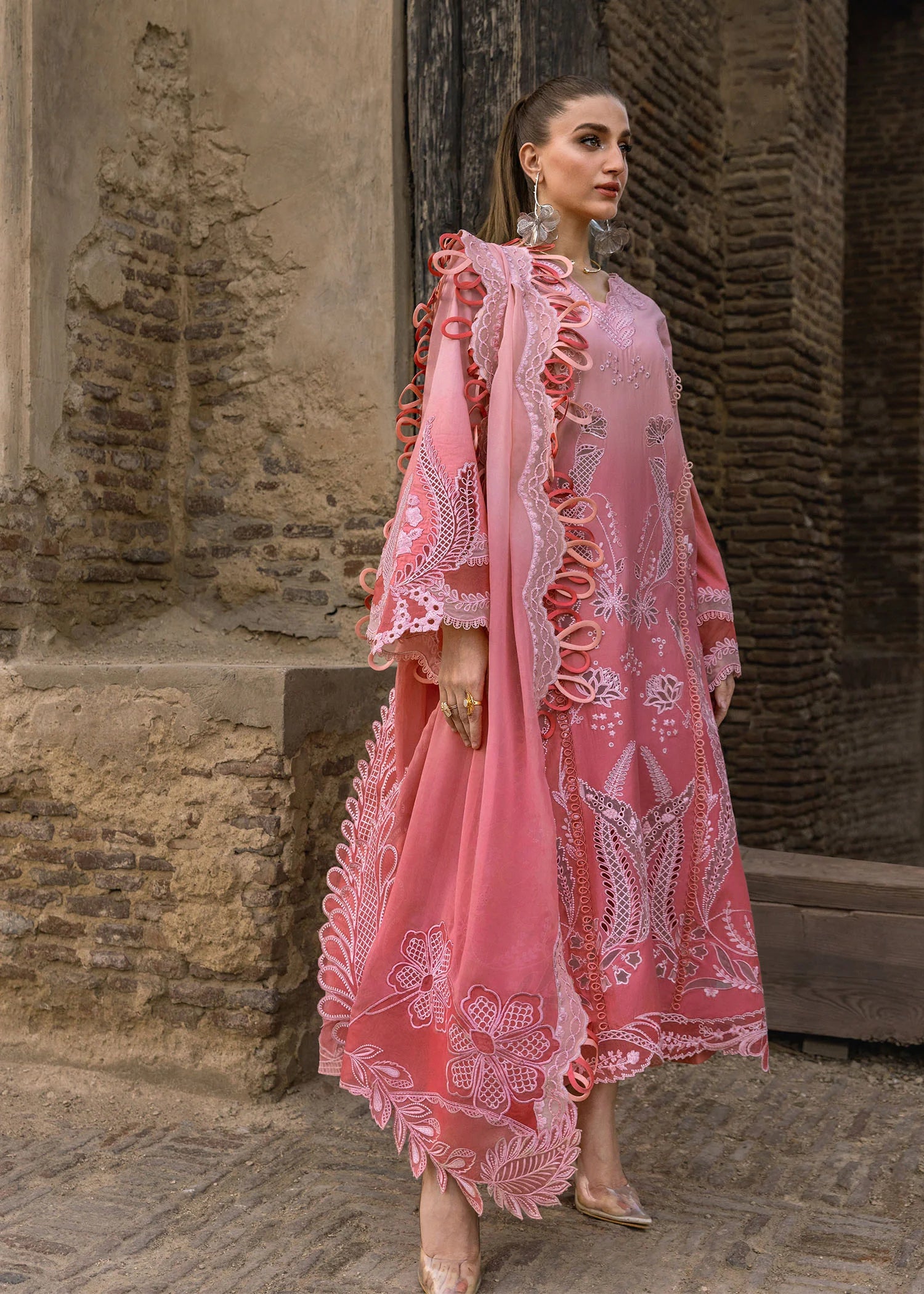 ALL THINGS OMBRE - D1B | Crimson | Tasawar Luxe Lawn 2025