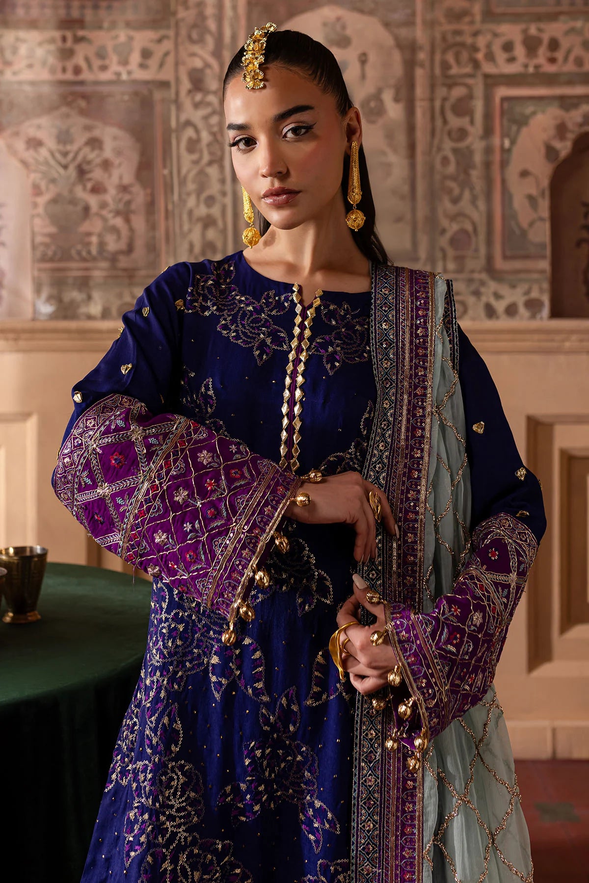 NE-137 | Nureh | Nur Mahal Collection 2025