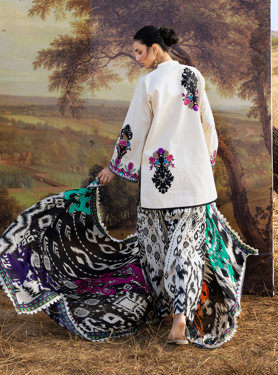 Nivara 17 | Zainab Chottani | Spring Summer Lawn Collection 2026