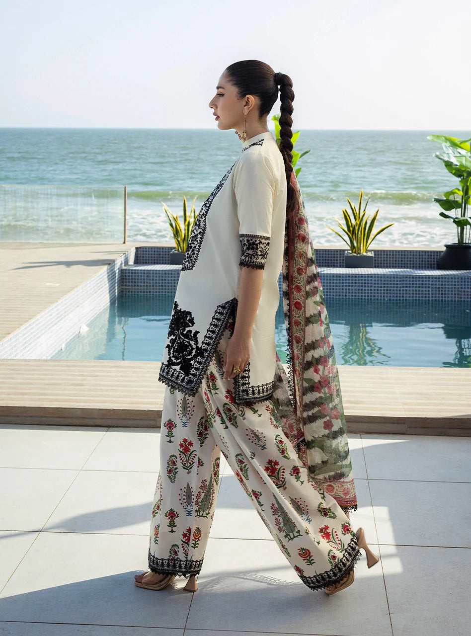Azureh | Zainab Chottani | Tahra Lawn 2025
