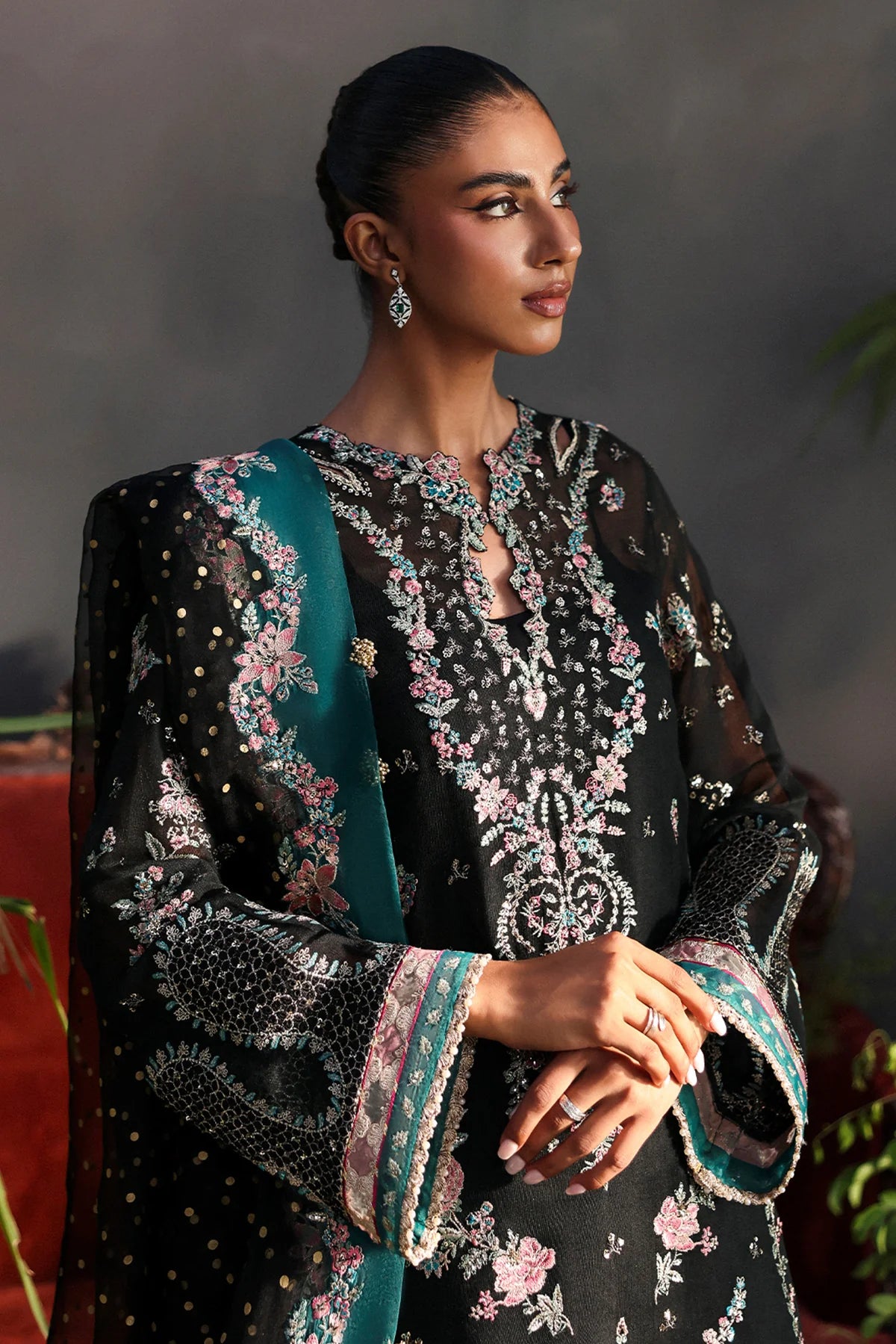 Larosea | Afrozeh | La Fuchsia Collection 2025