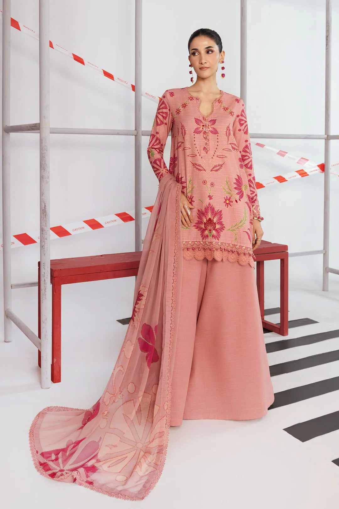 MB-CUS25-1104A | M Basic By Maria B Winter Unstitched Collection 2025