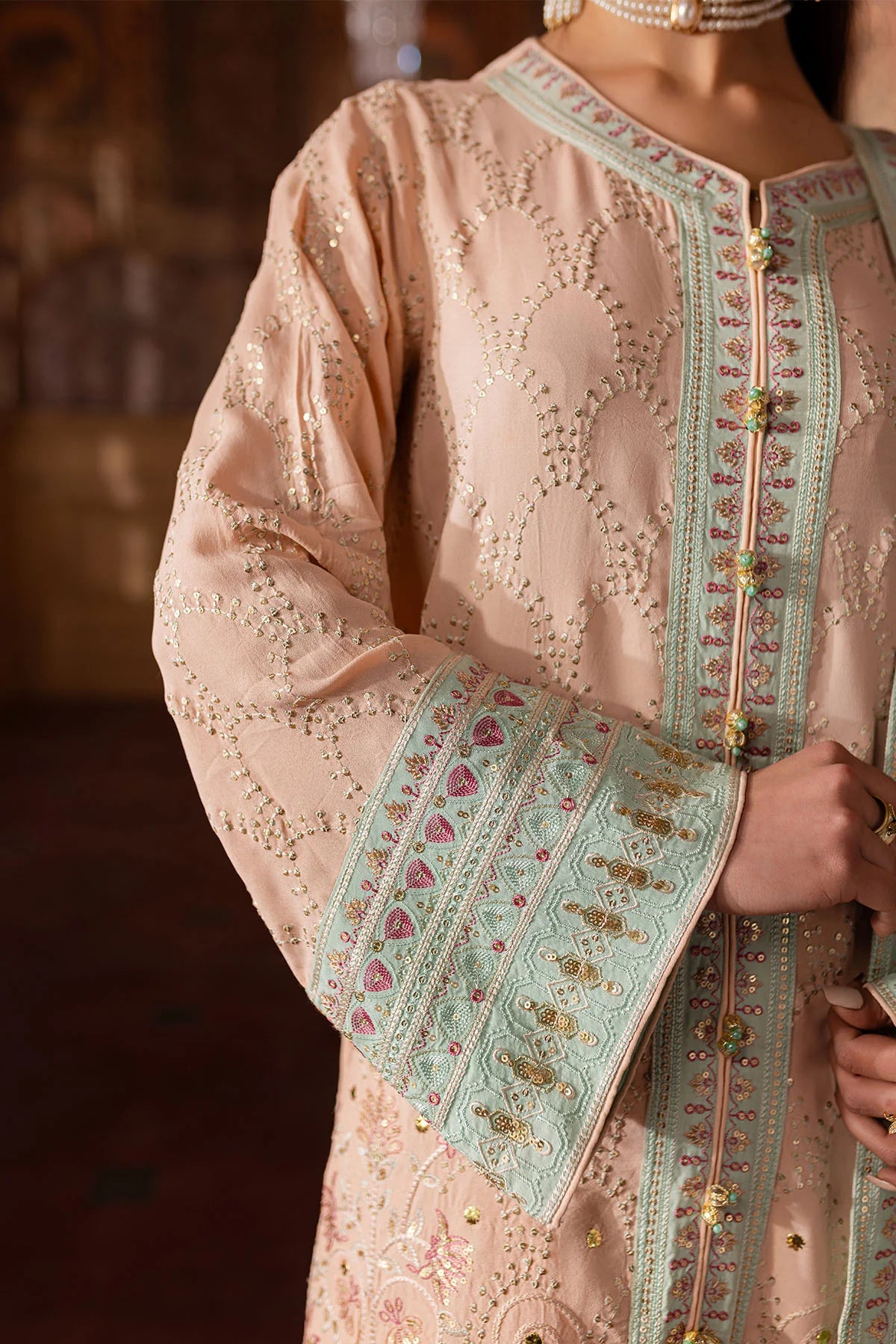 NE-141 | Nureh | Nur Mahal Collection 2025