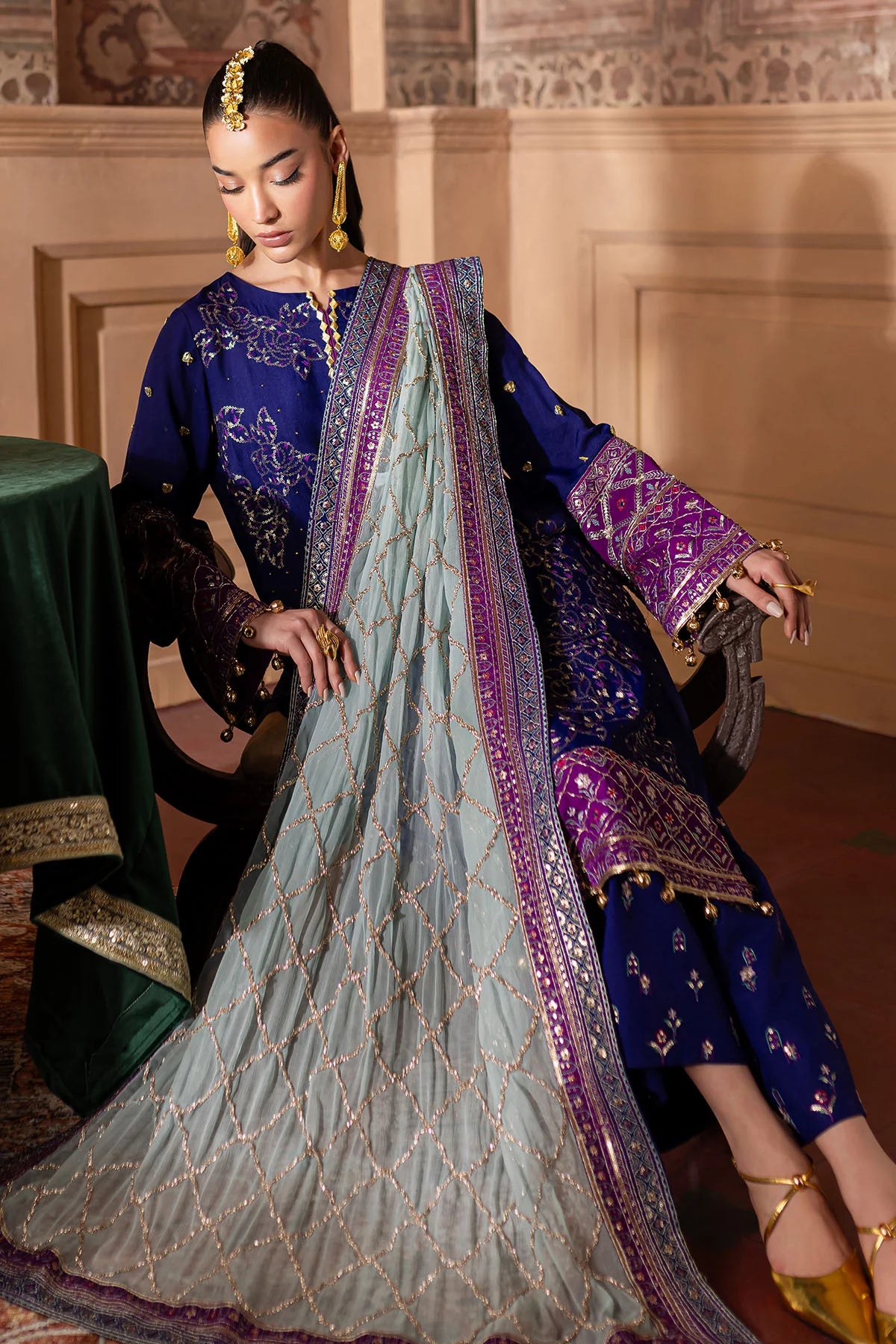 NE-137 | Nureh | Nur Mahal Collection 2025