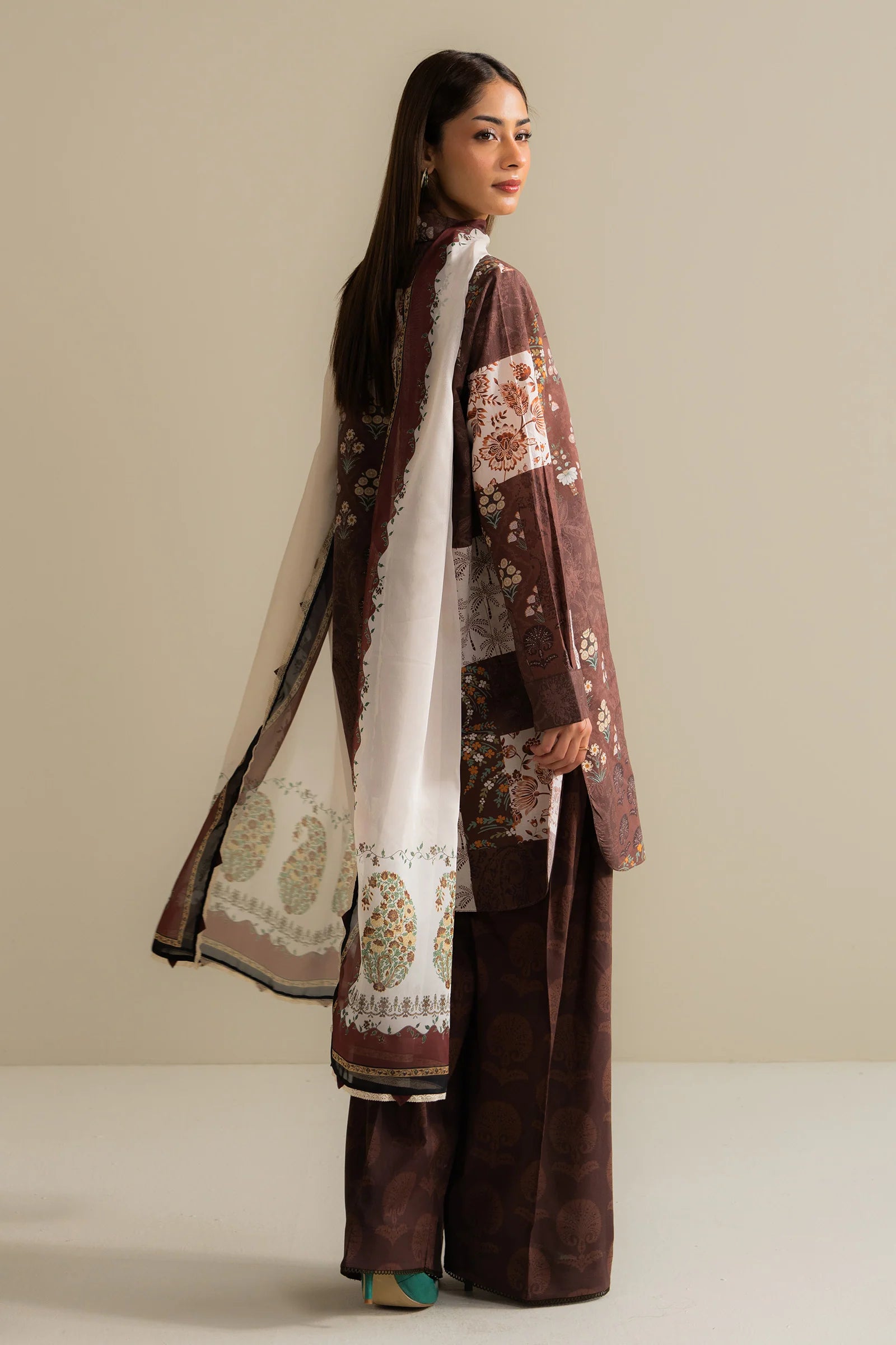 Mevi-5B | Zara Shahjahan | Coco Prints edit III 2025