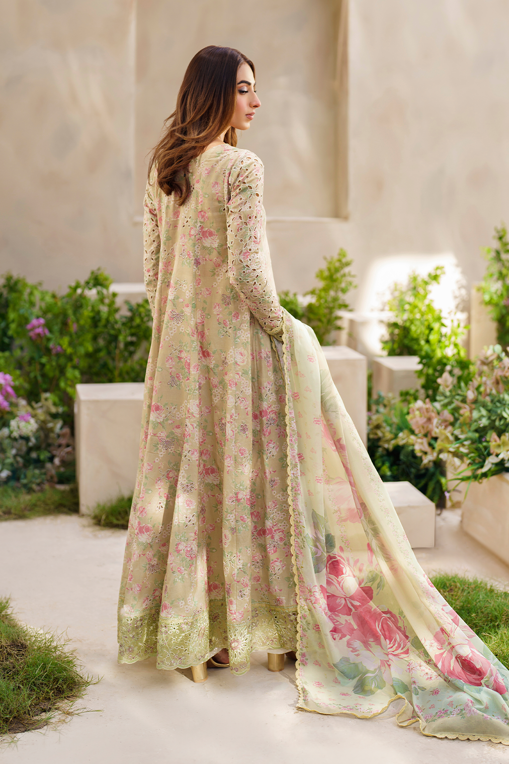 SFL-05 | Iznik | Festive Lawn Collection 2024