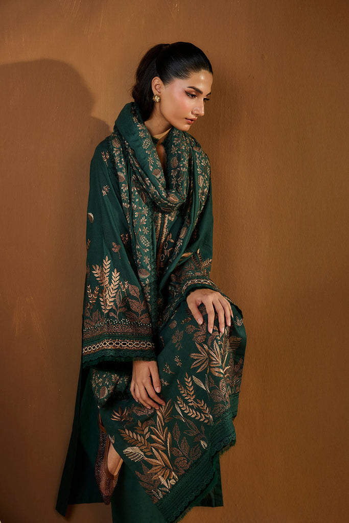 D-04 B | Sobia Nazir | Winter Shawl Collection 2025

