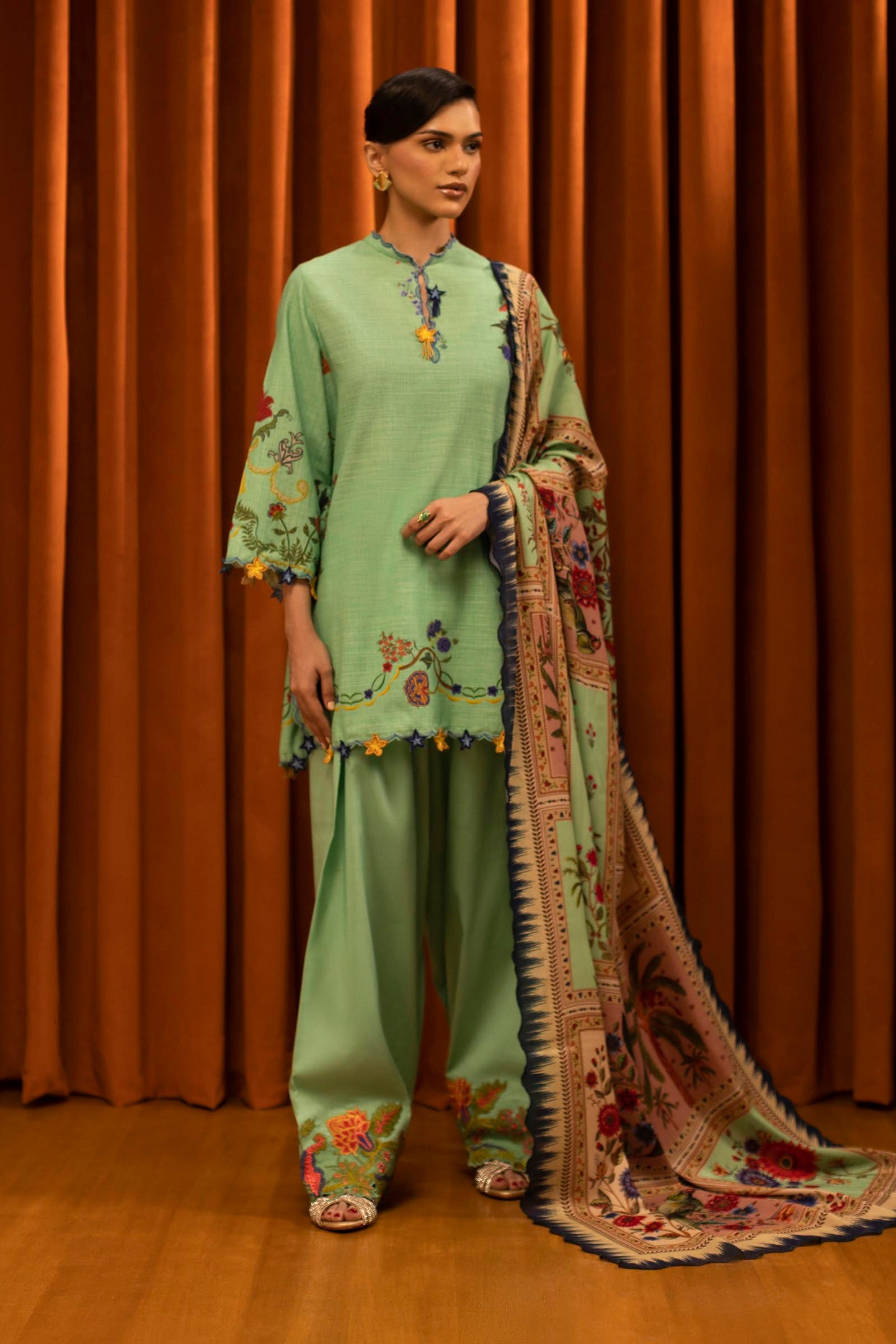 M253-04B-3CY | Sana Safinaz Muzlin Winter Collection 2025