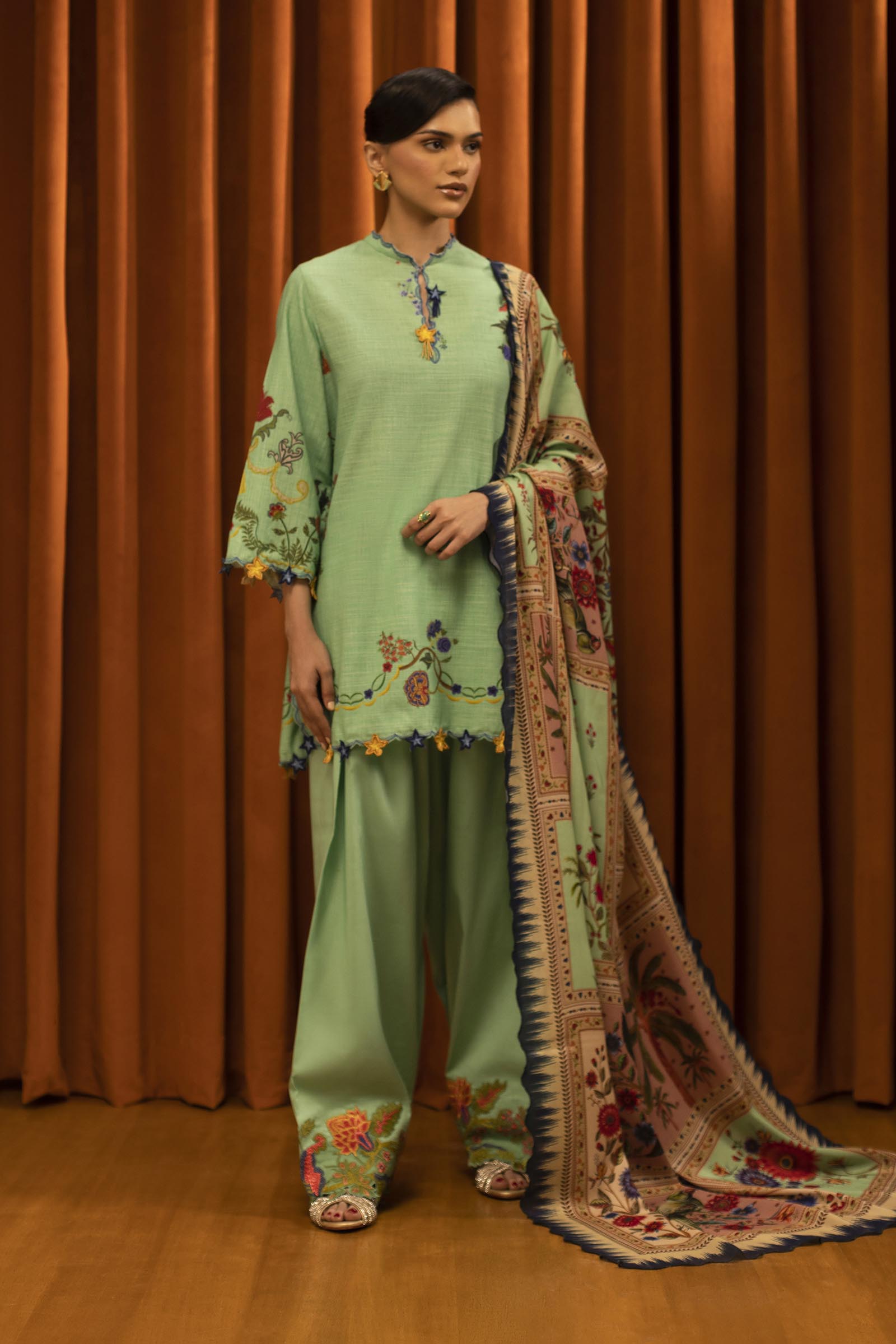 M253-04B-3CY | Sana Safinaz Muzlin Winter Collection 2025