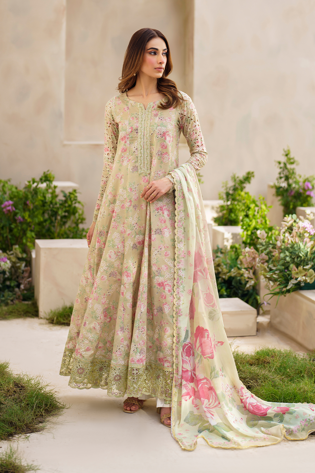 SFL-05 | Iznik | Festive Lawn Collection 2024