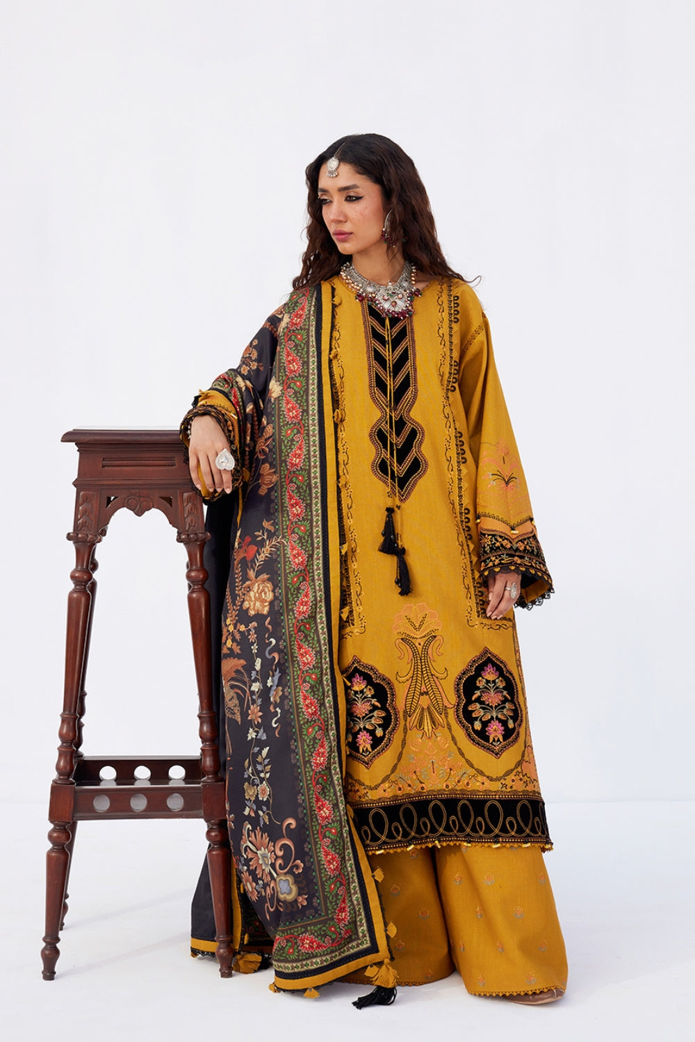 ZARD-SRW25-03 | Saira Rizwan | Winter Unstitched Collection 2025