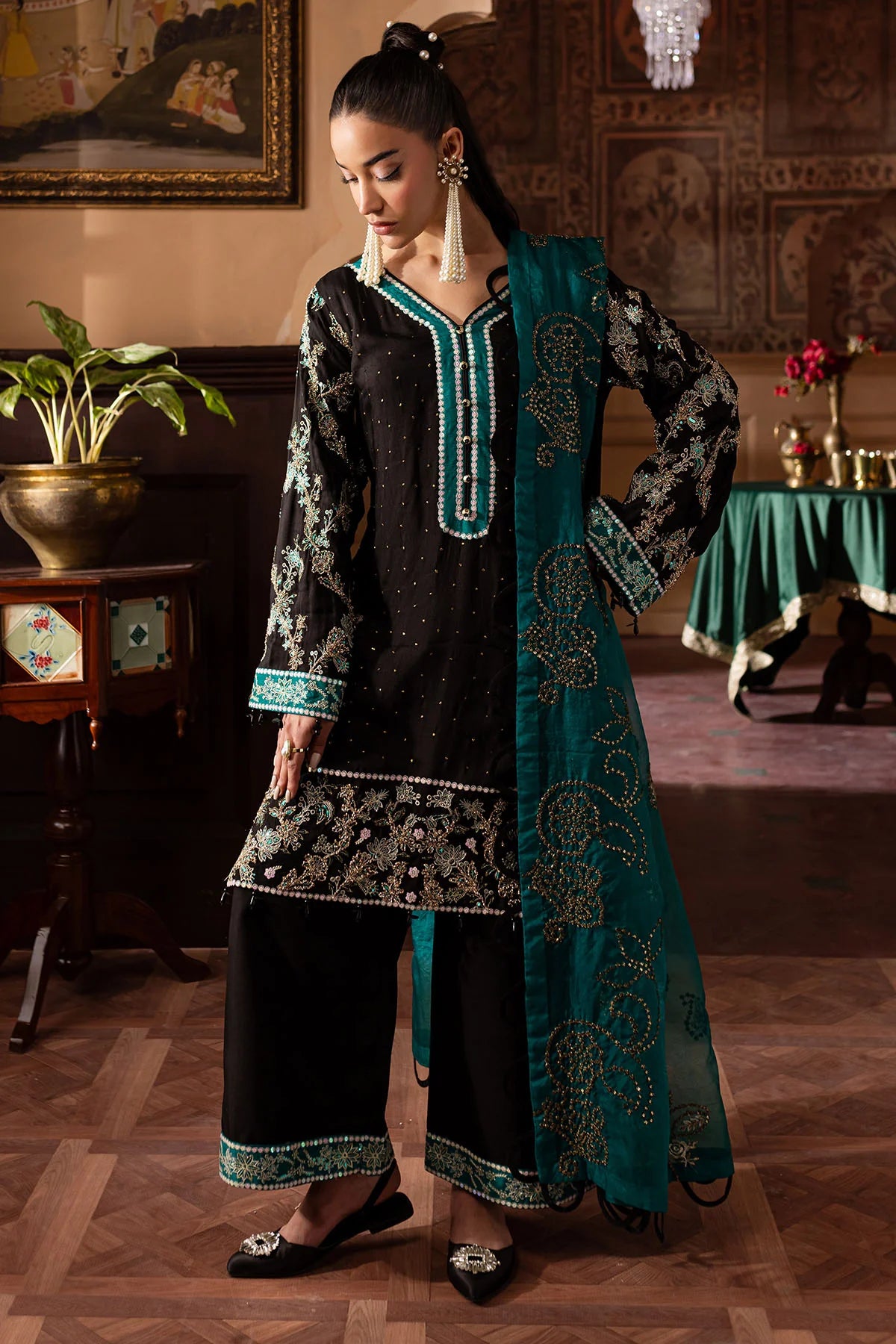 NE-140 | Nureh | Nur Mahal Collection 2025