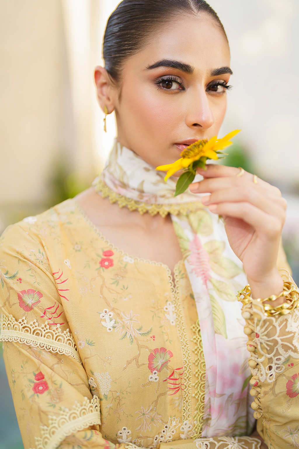 SFL-09 | Iznik | Festive Lawn Collection 2024