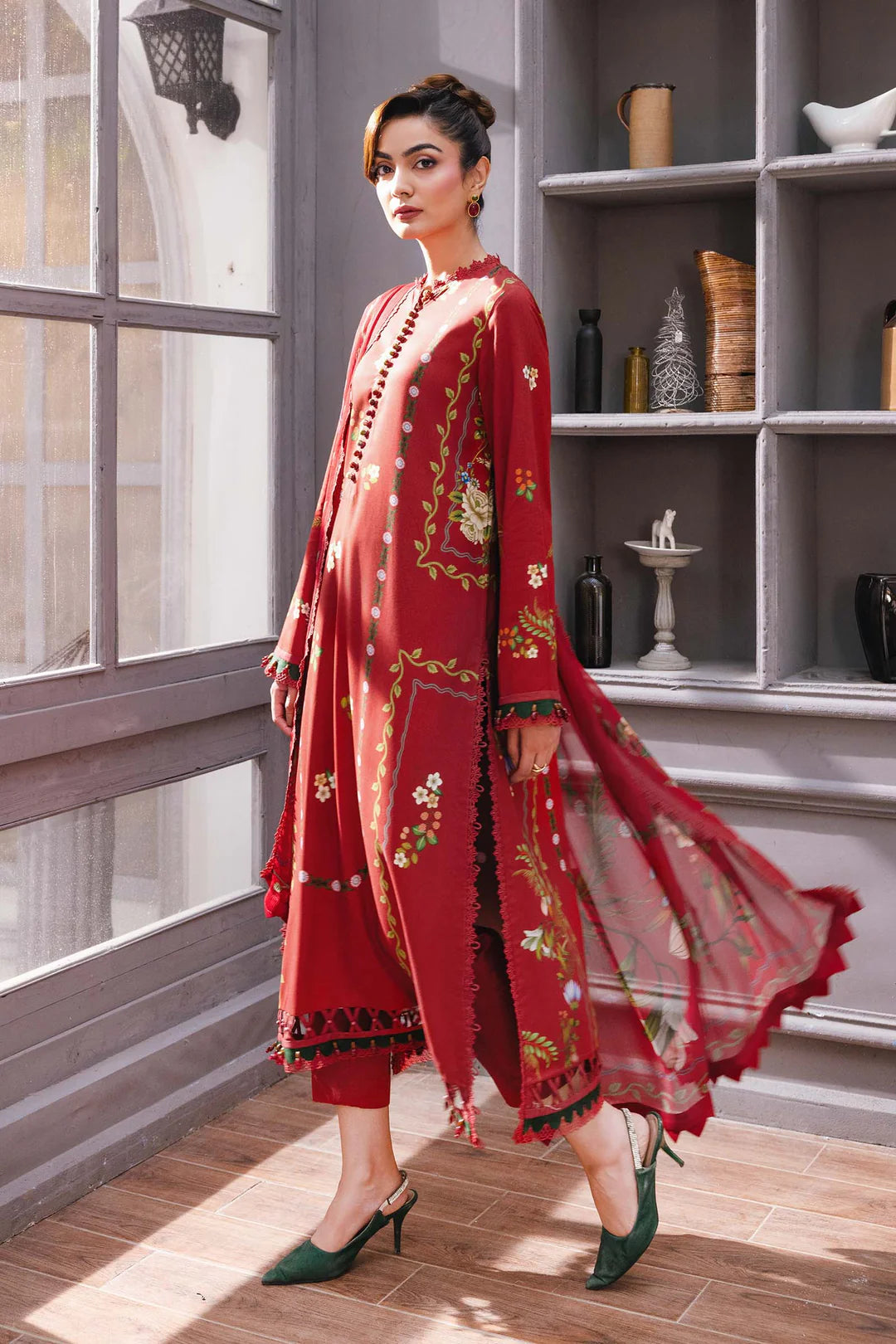 MB-CUS25-1105A | M Basic By Maria B Winter Unstitched Collection 2025