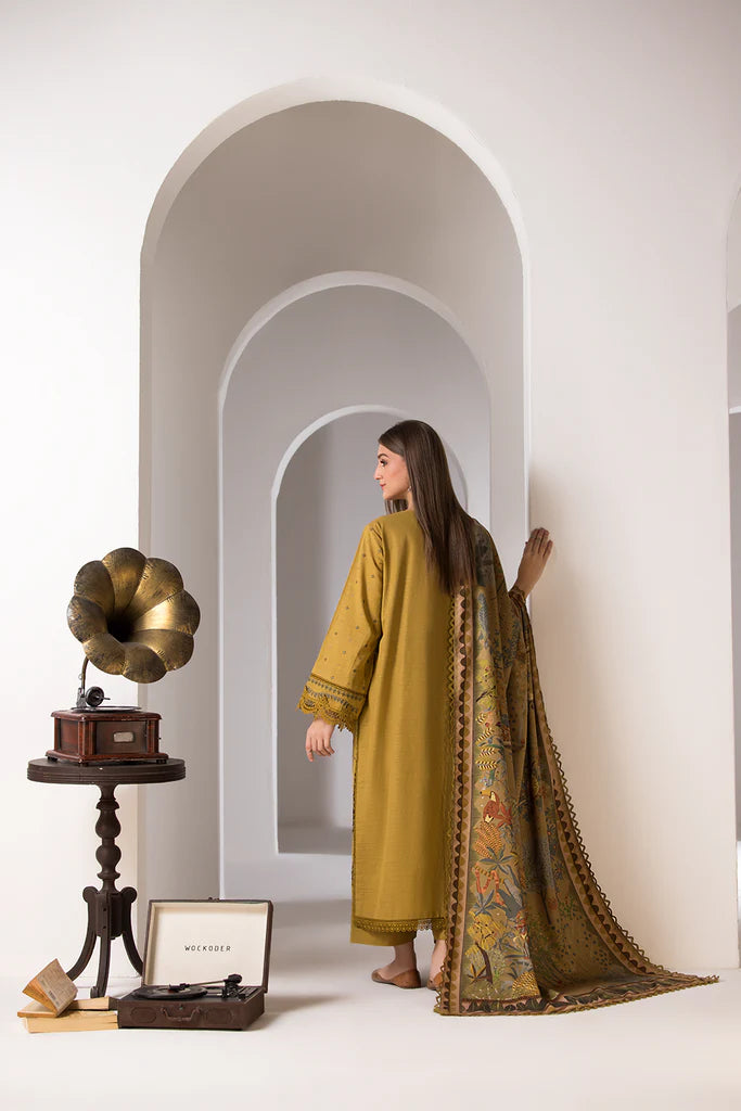 Design 5B | Sobia Nazir | Winter Shawl Collection 2024