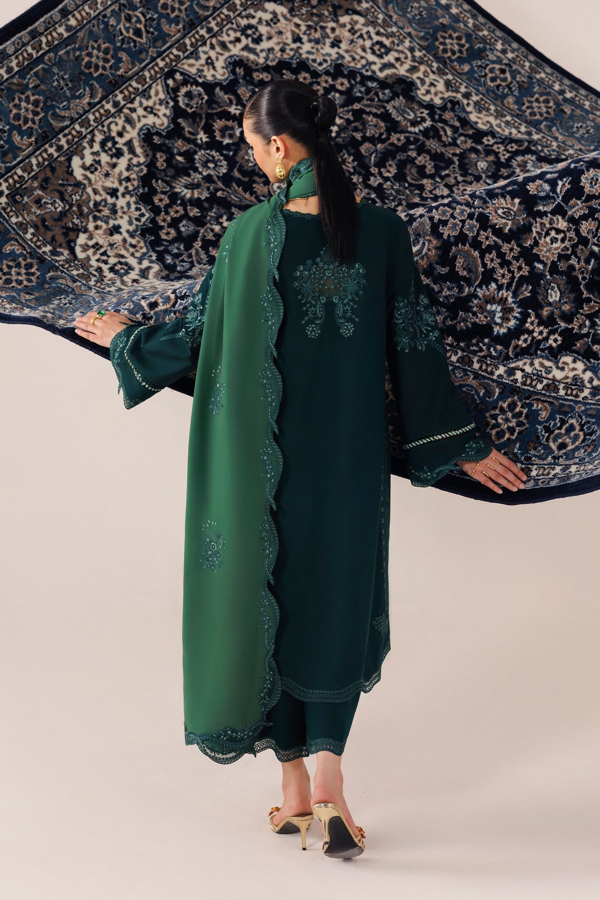 QLW-09 ROMA | Qalamkar | Qline Linen Collection 2026