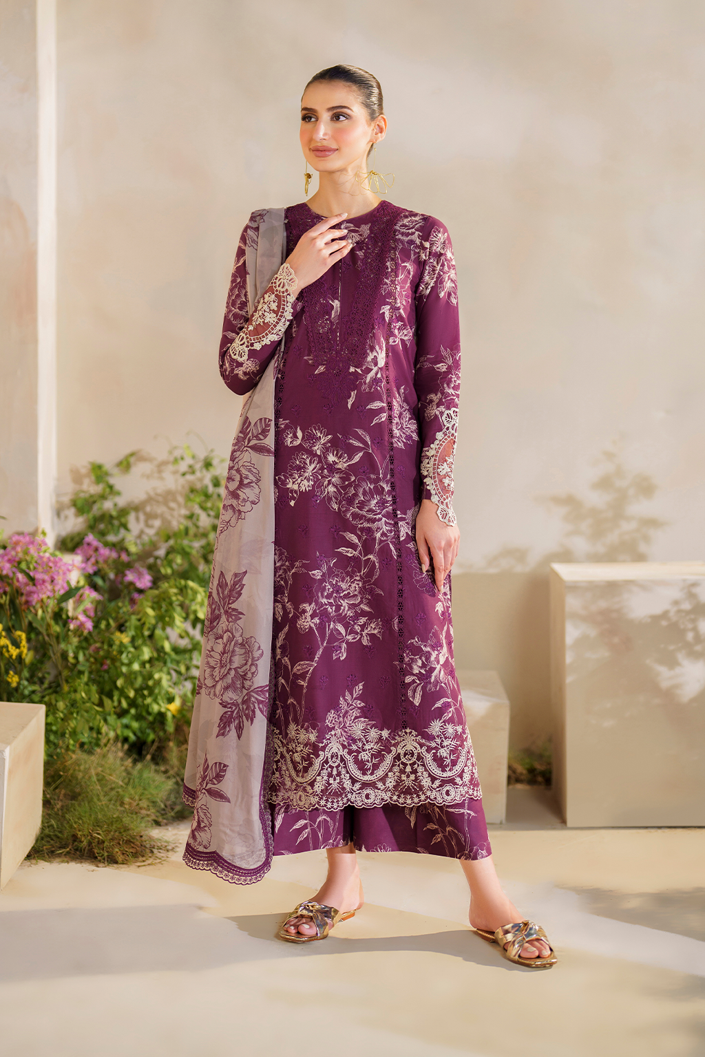 SFL-04 | Iznik | Festive Lawn Collection 2024