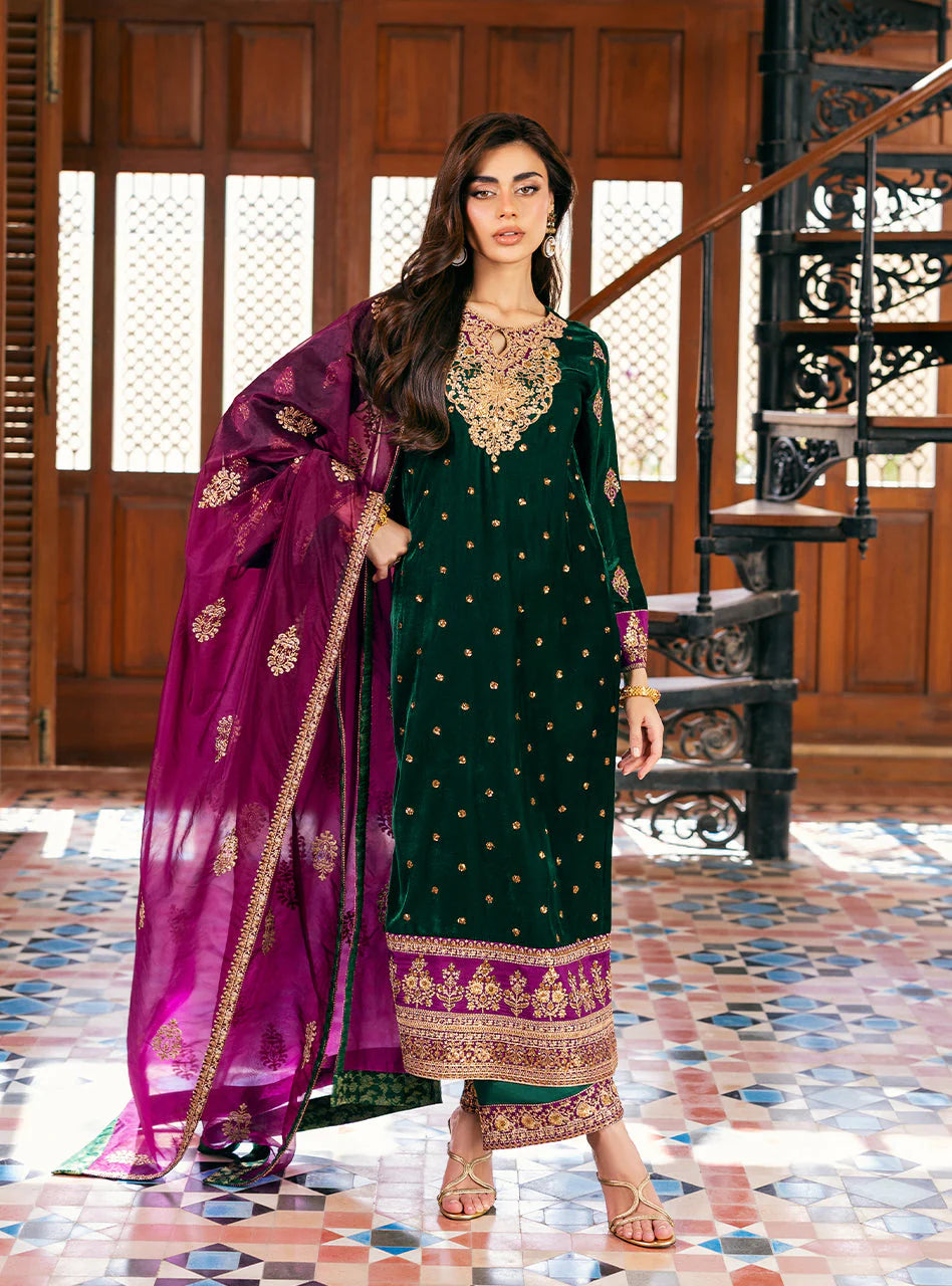 Esha | Zainab Chottani Velvet Collection 2025