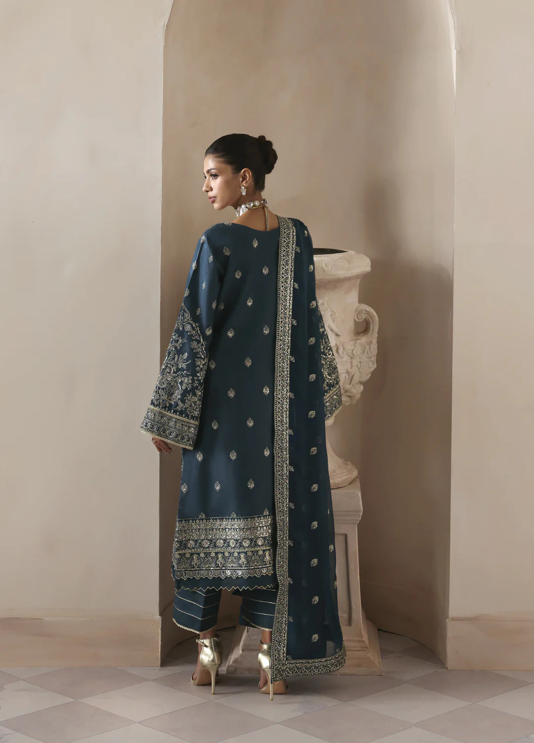 AERIS | SERICA UNSTITCHED RAW SILK COLLECTION 2025