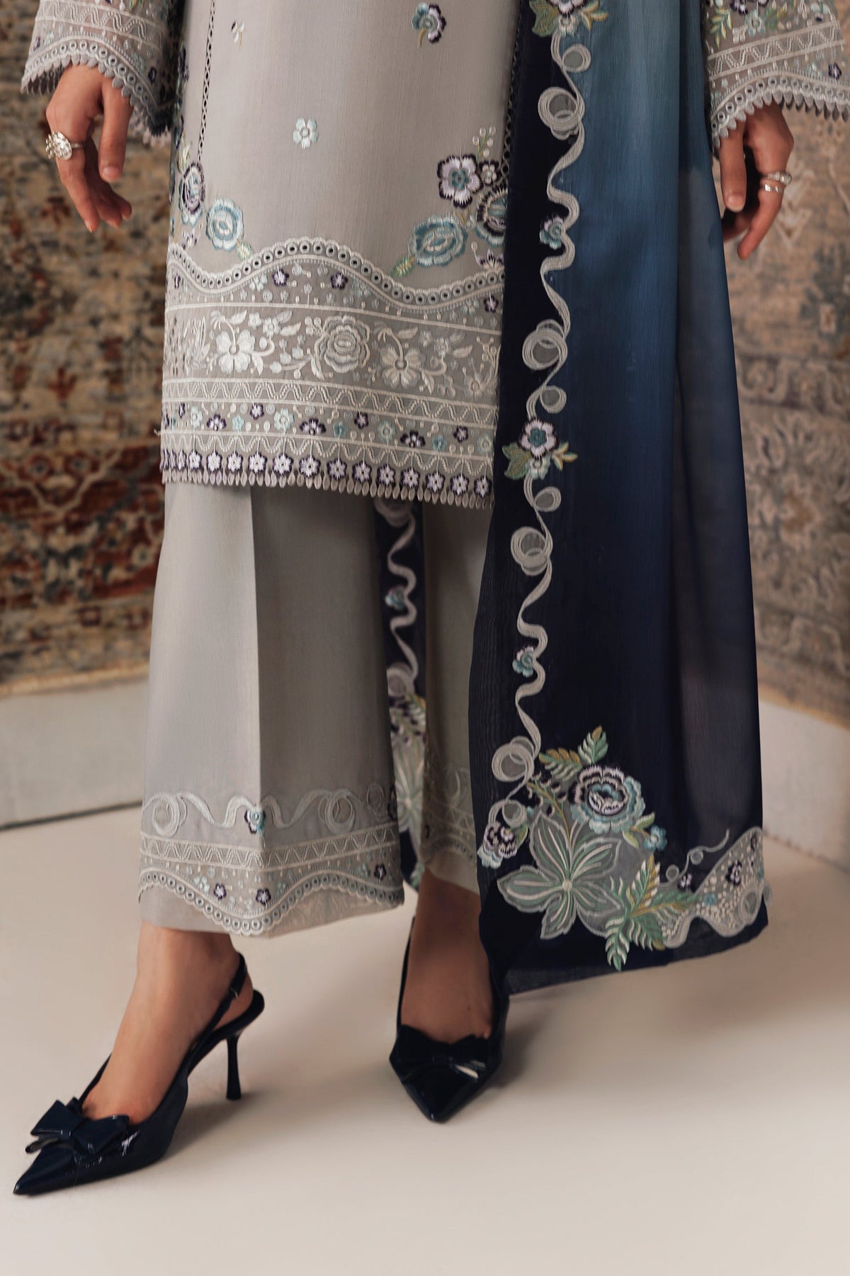 QLW-15 GINA | Qalamkar | Qline Linen Collection 2026