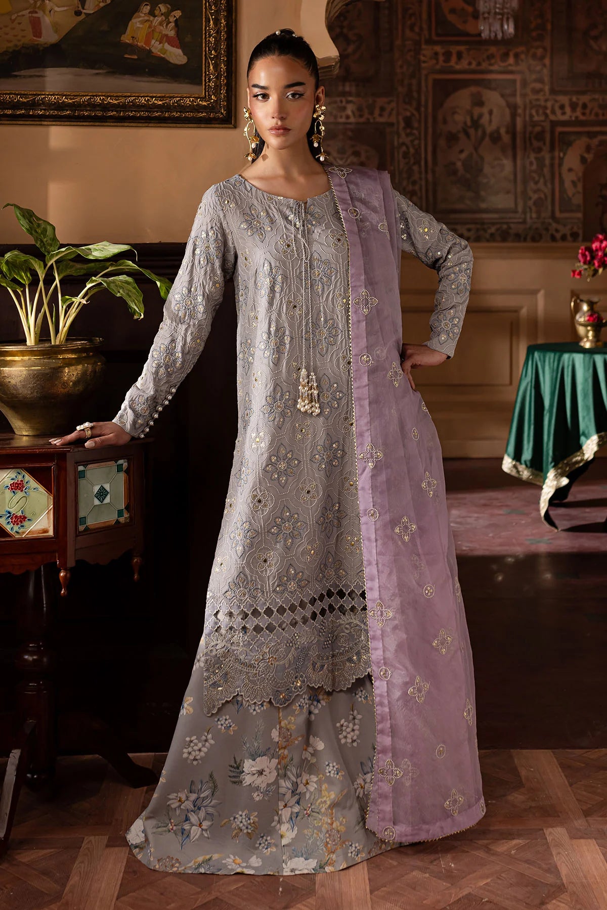 NE-142 | Nureh | Nur Mahal Collection 2025